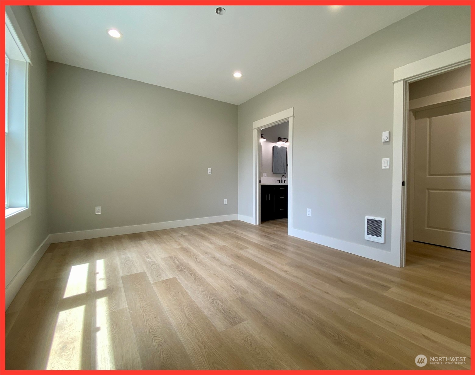 247 Clover Creek Avenue Property Photo 24