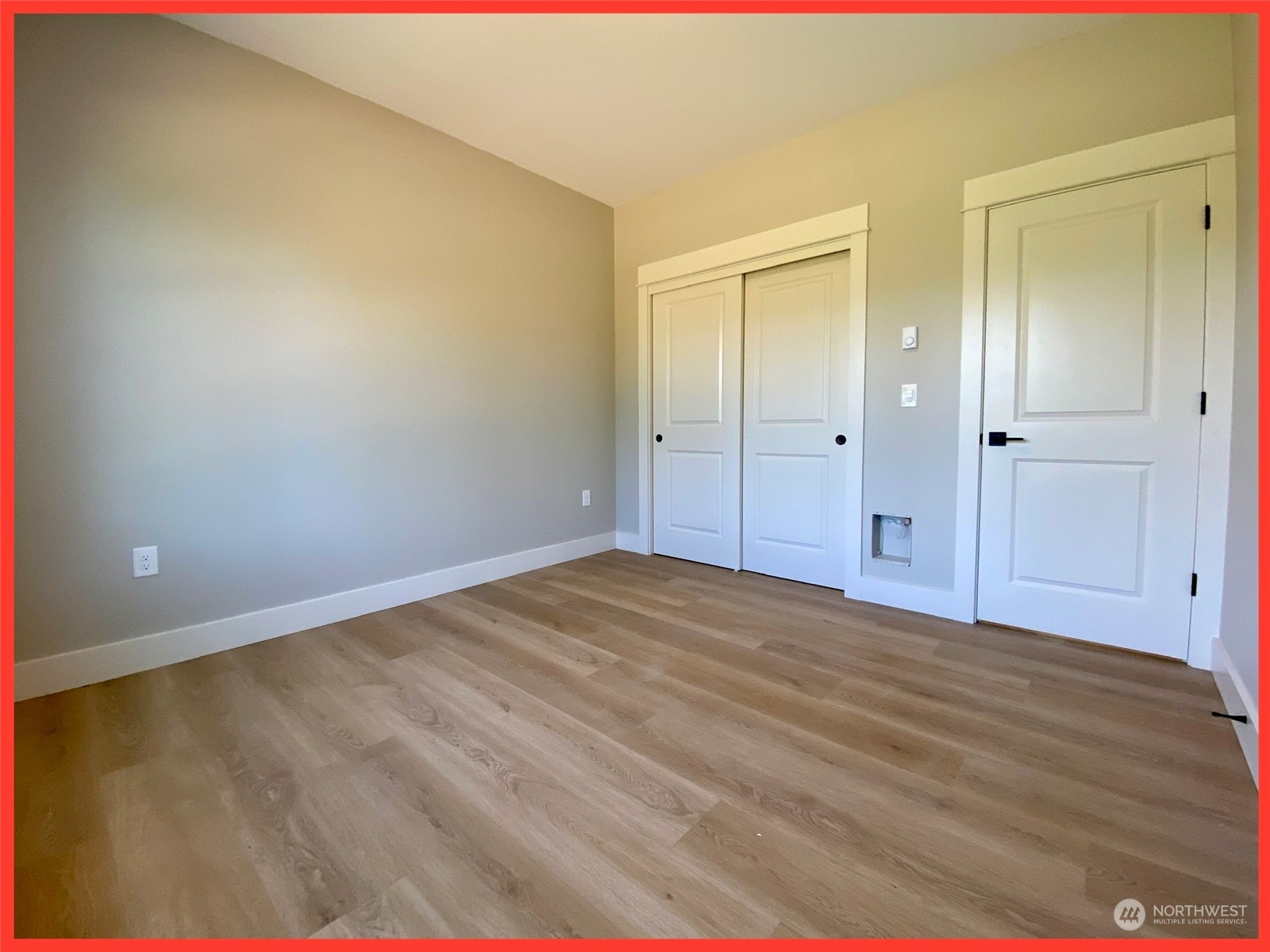 247 Clover Creek Avenue Property Photo 31