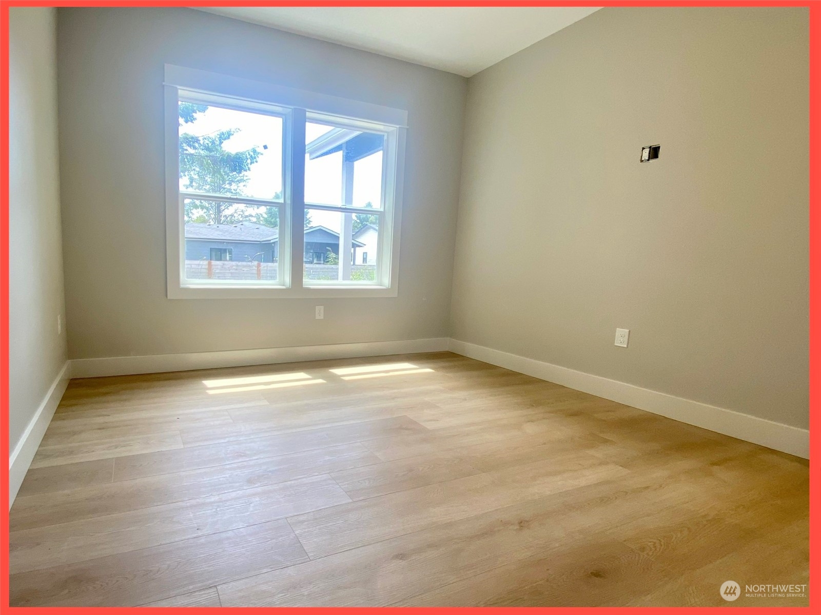 247 Clover Creek Avenue Property Photo 35