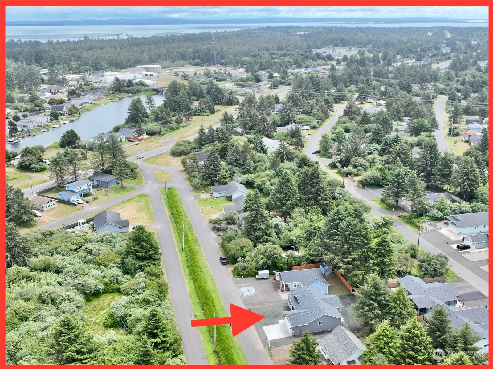 247 Clover Creek Avenue Property Photo 38