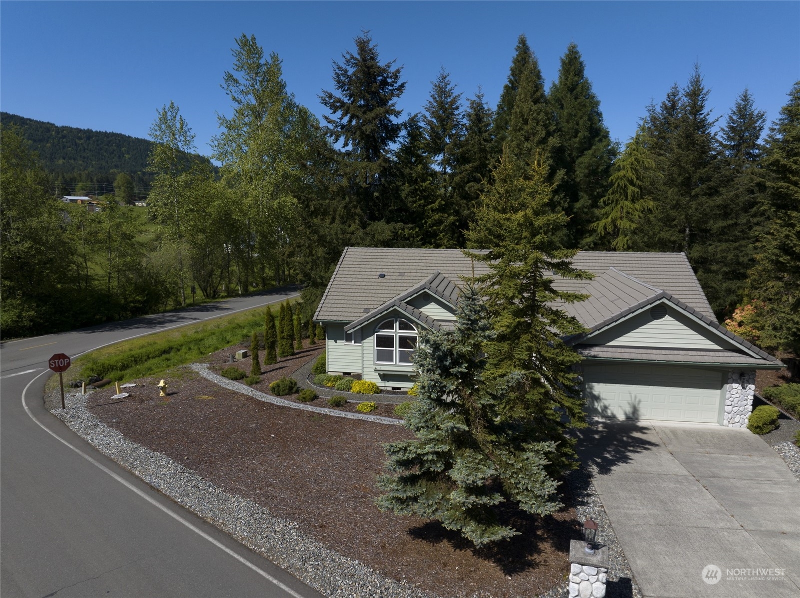 1610 Fox Hollow Property Photo 31