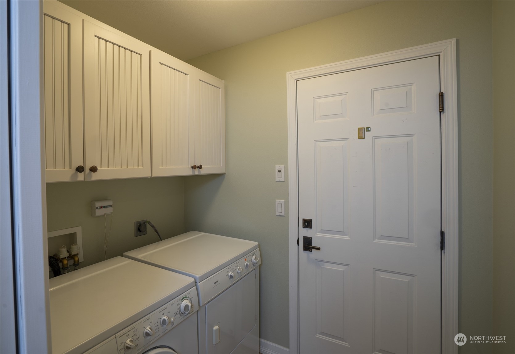 1610 Fox Hollow Property Photo 33