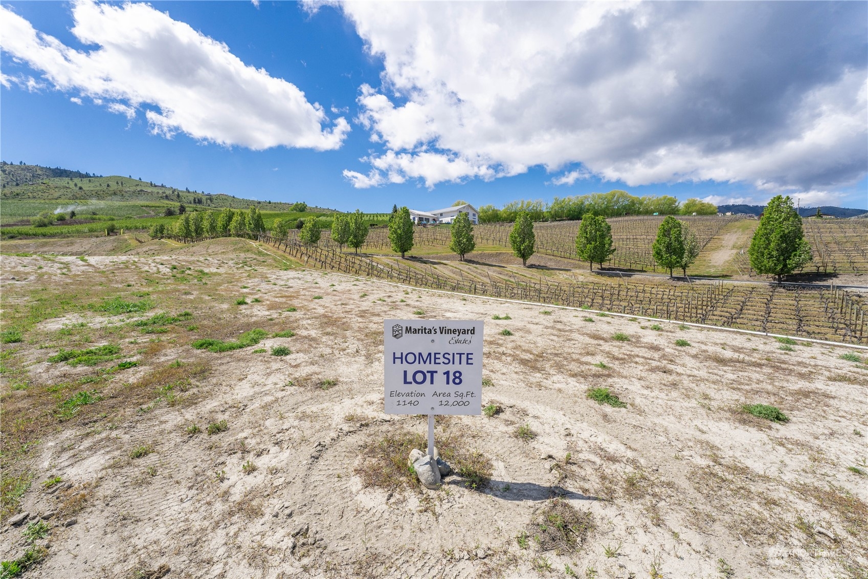 48 Loretta Lane Property Photo 3