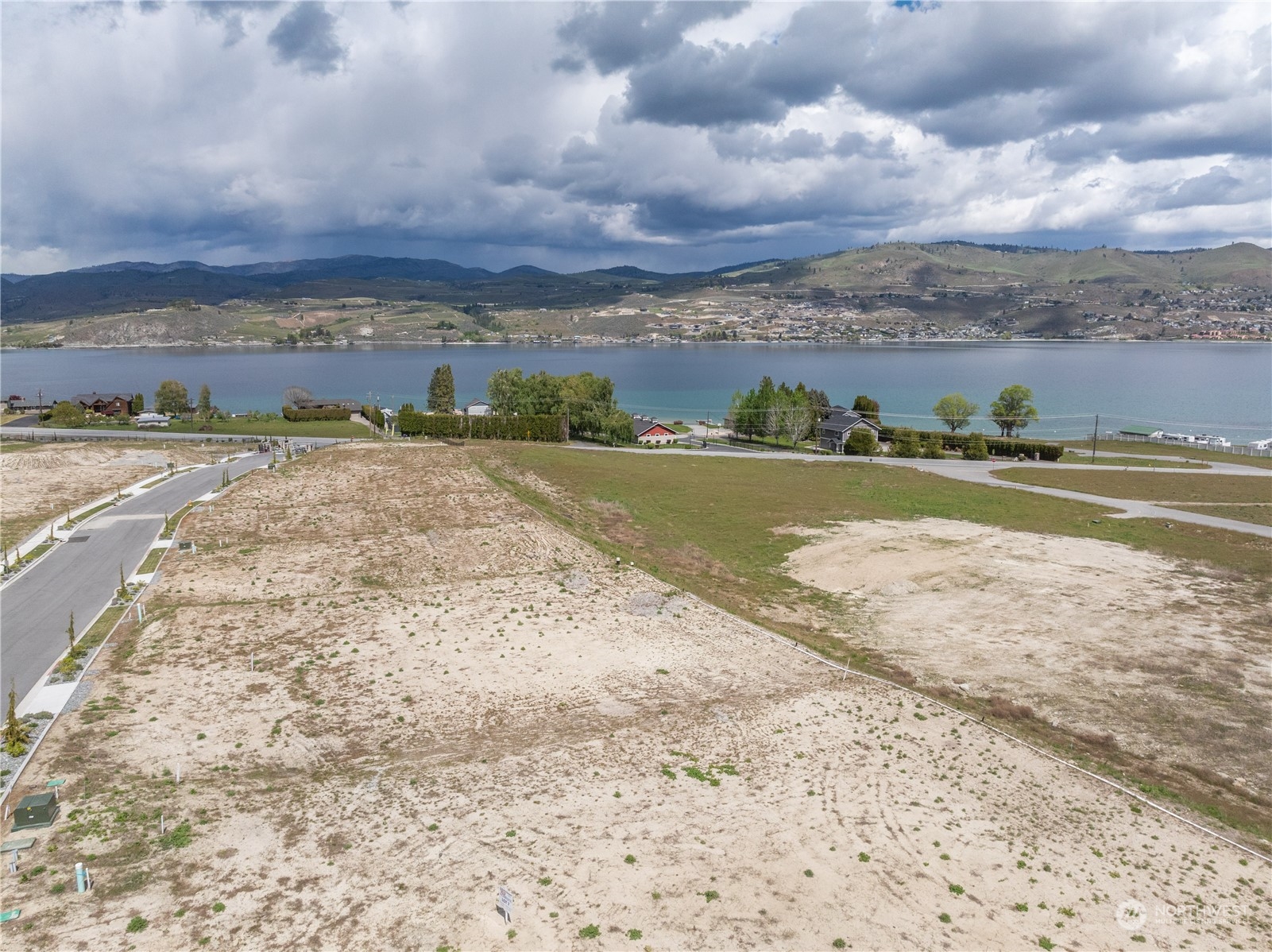 42 Loretta Lane Property Photo 27