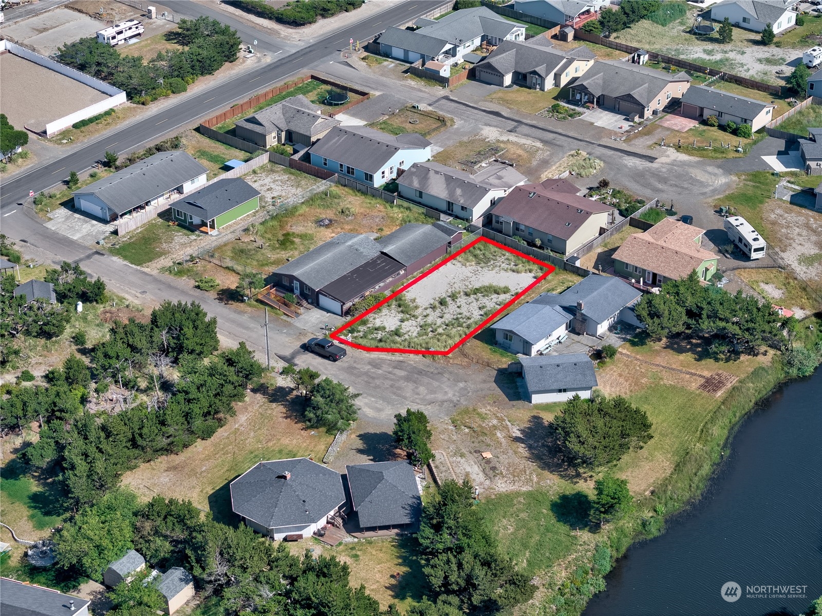802 325th Place Property Photo 14