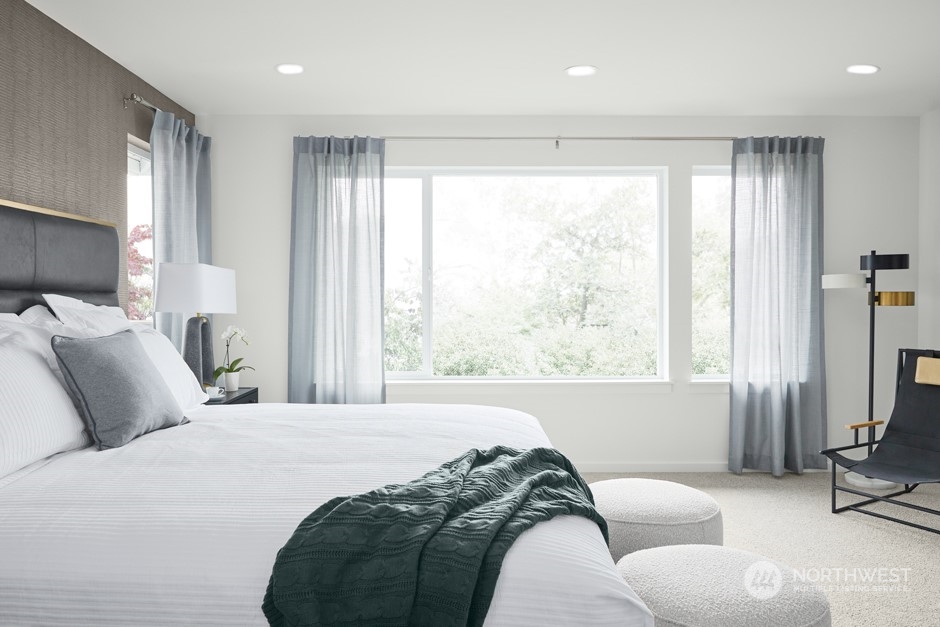 8838 46th Place Property Photo 10