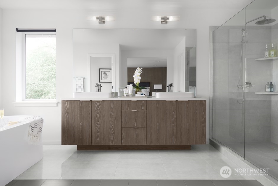 8838 46th Place Property Photo 11