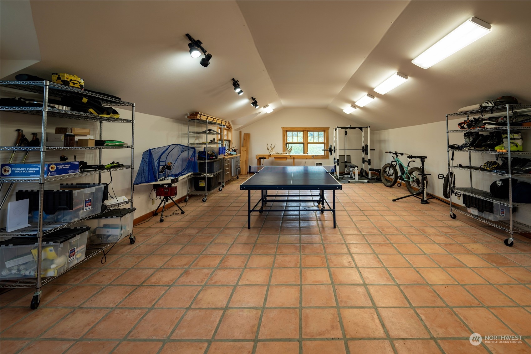 11 Green Meadows Drive Property Photo 28