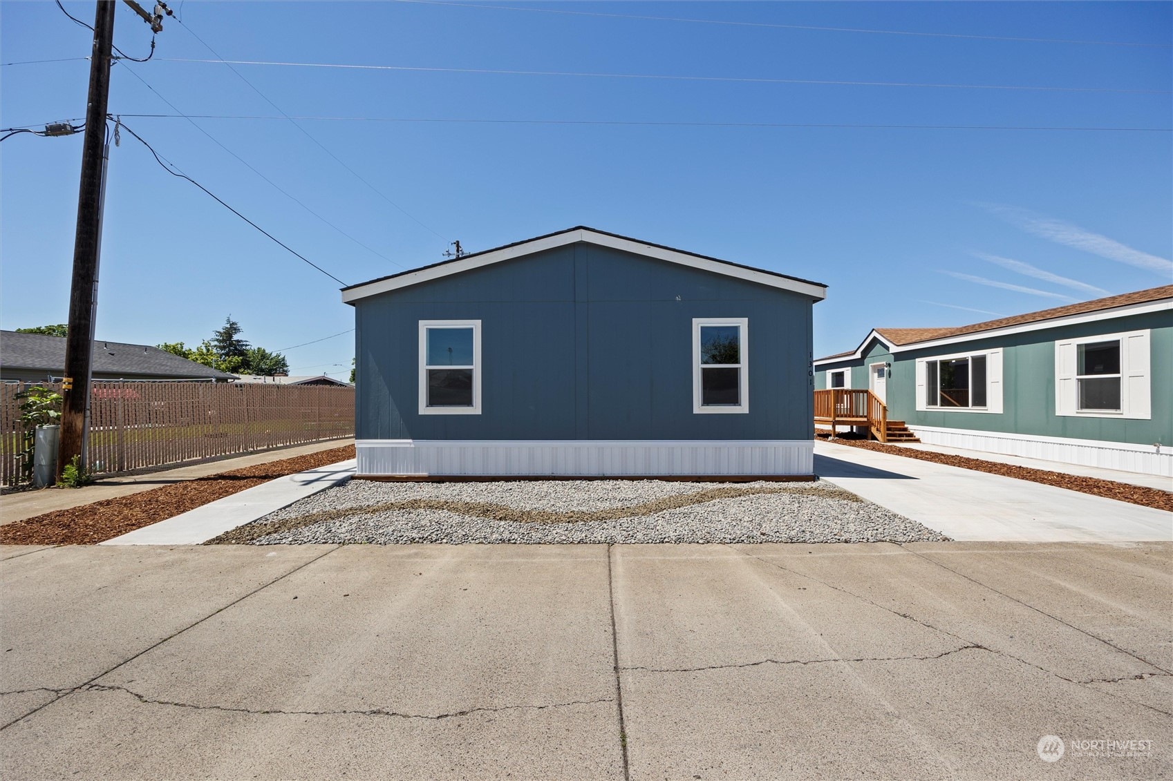 1406 S 15th Avenue Property Photo 4