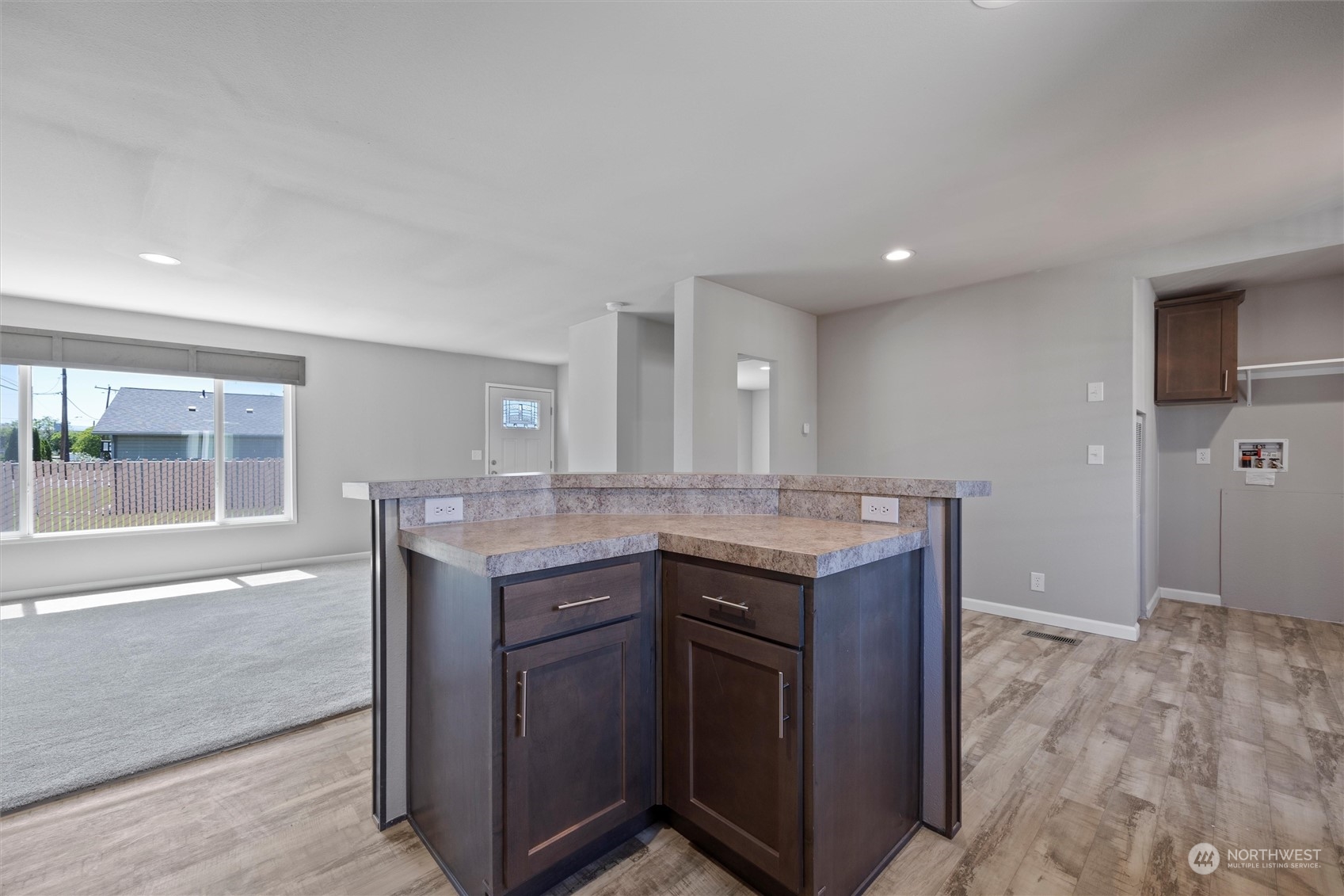 1406 S 15th Avenue Property Photo 13