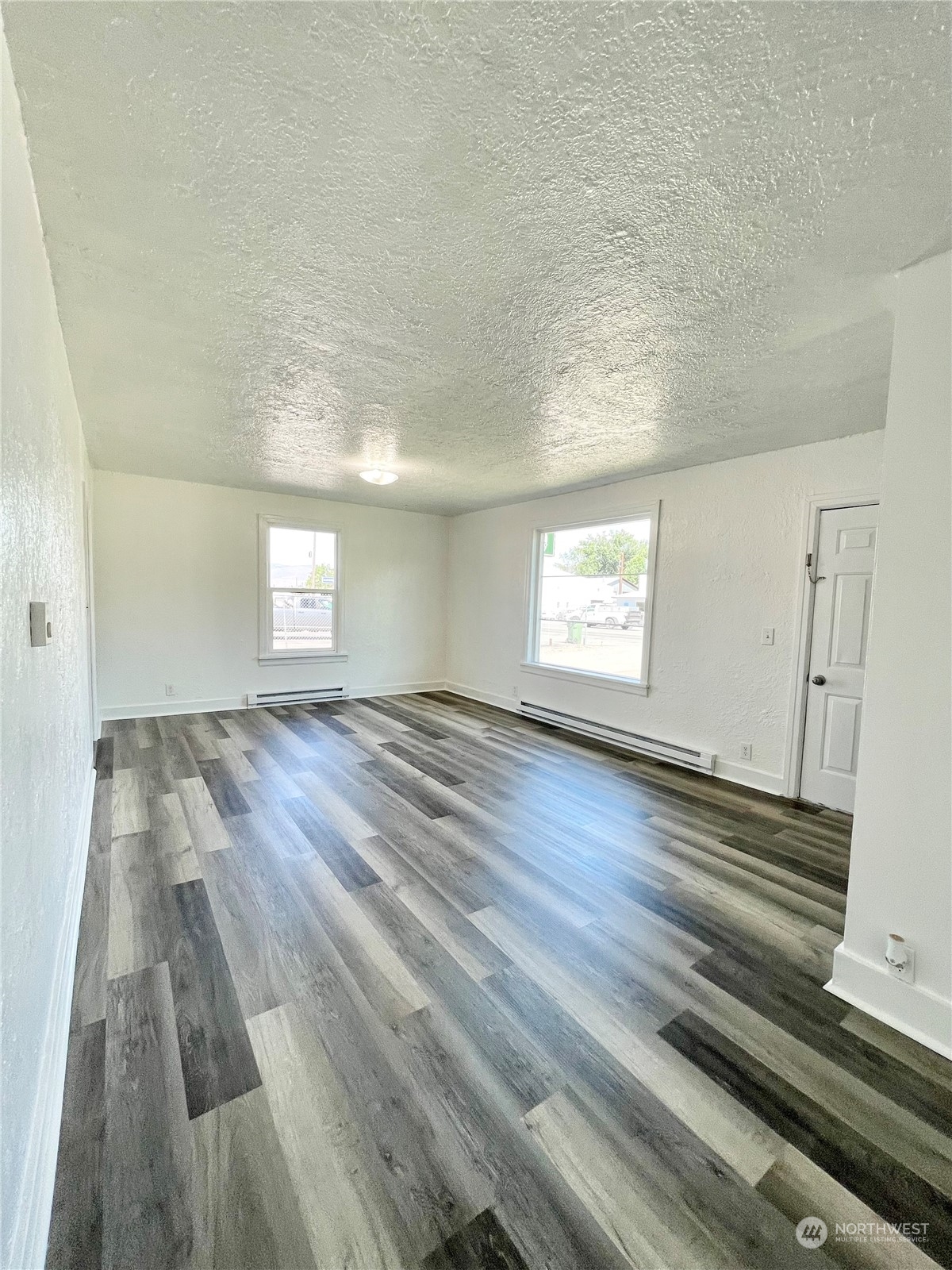 1579 2nd Ave N Property Photo 15
