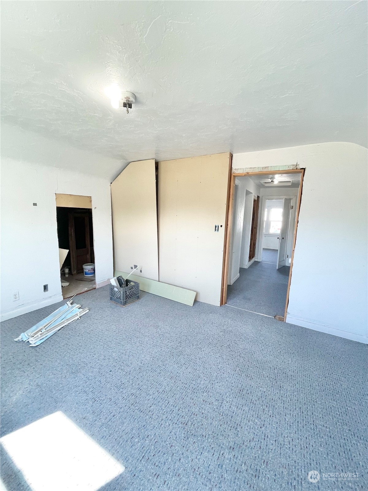 1579 2nd Ave N Property Photo 27
