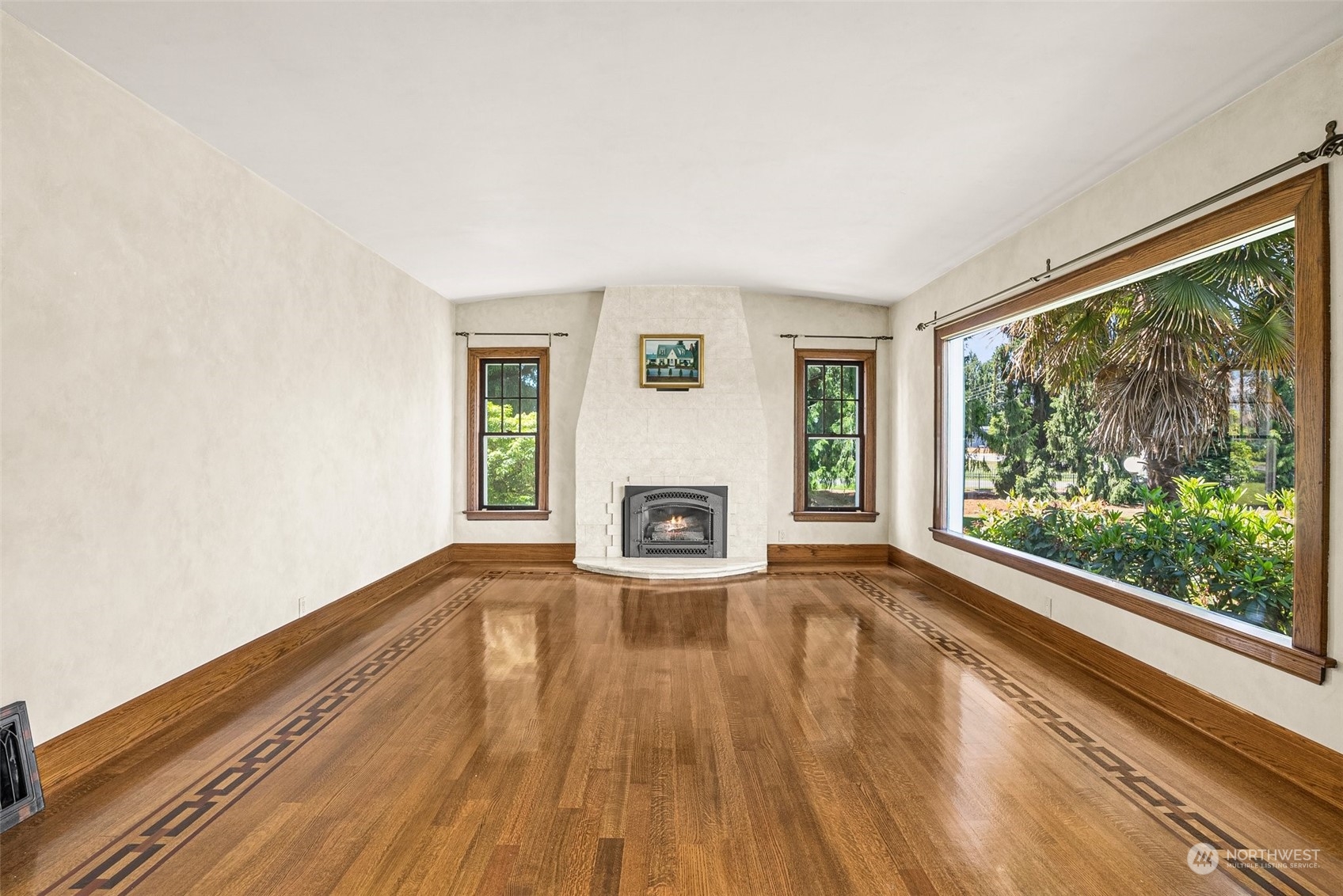 1026 Alder Street Property Photo 11