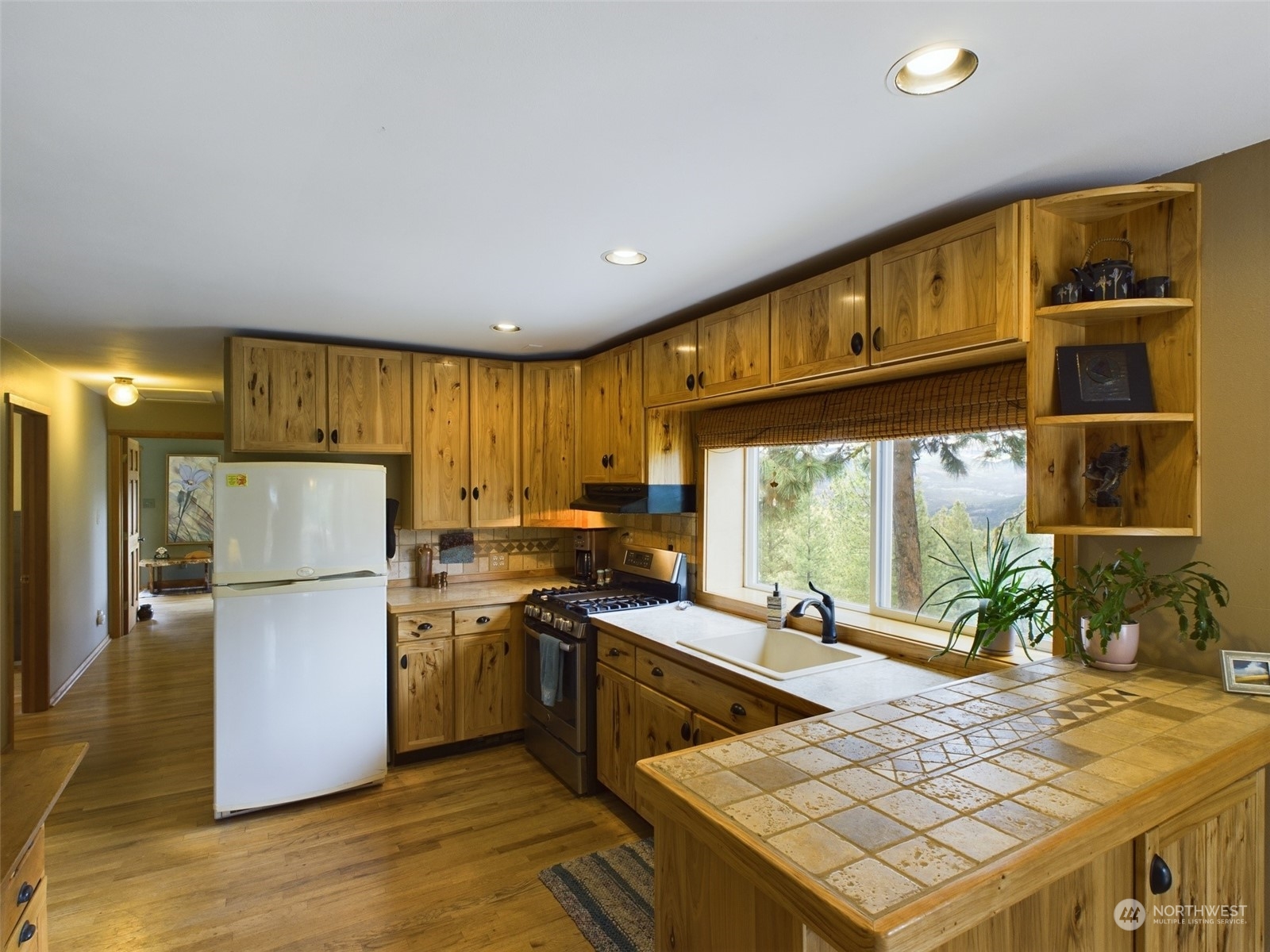 156 Gold Mt. Road Property Photo 5