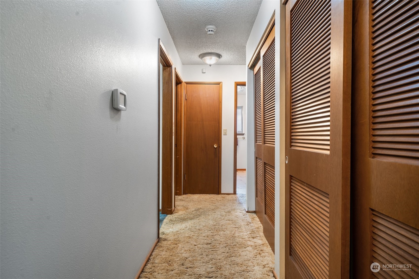 8413 Woodlawn Avenue Property Photo 10