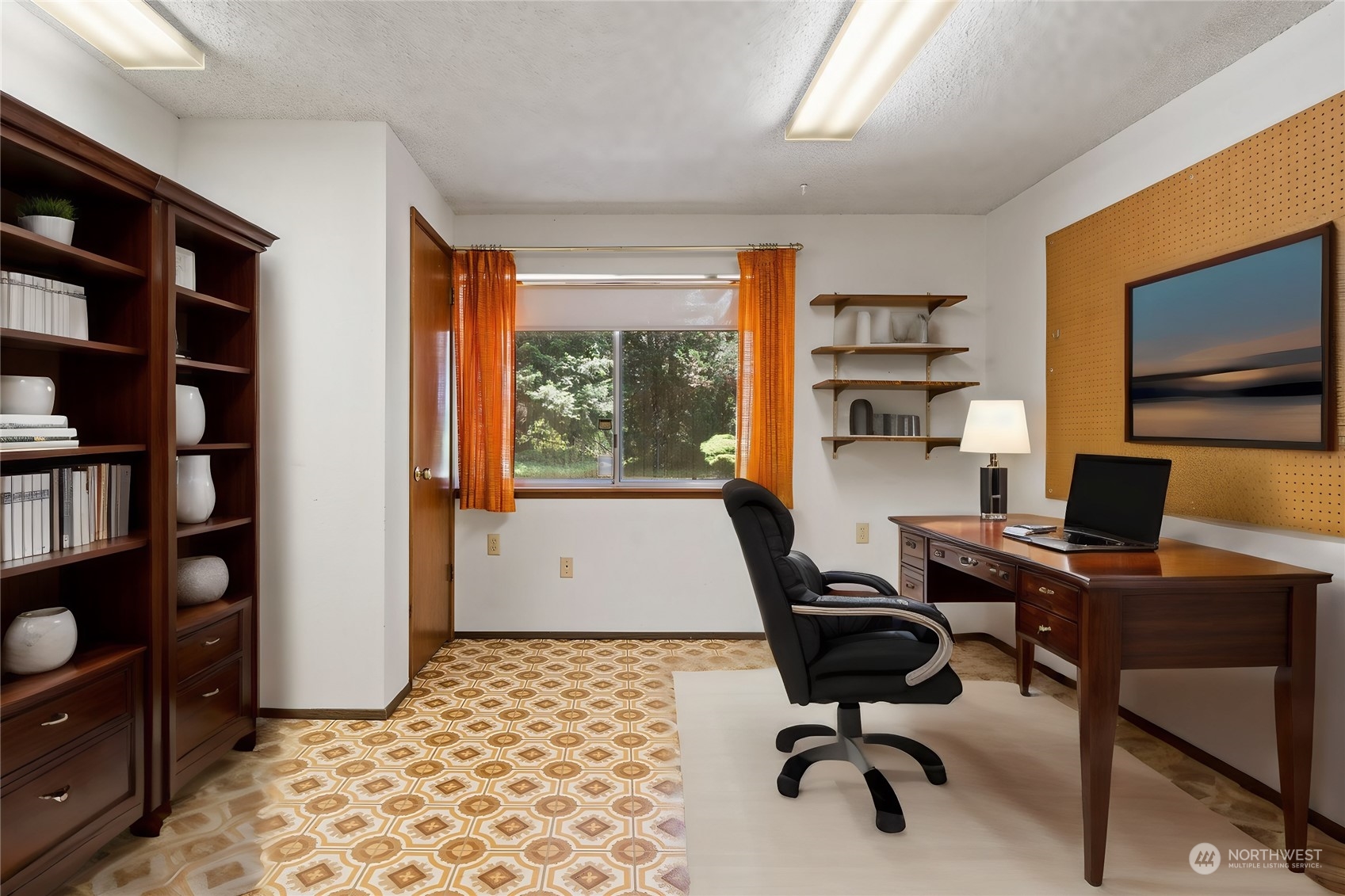 8413 Woodlawn Avenue Property Photo 19
