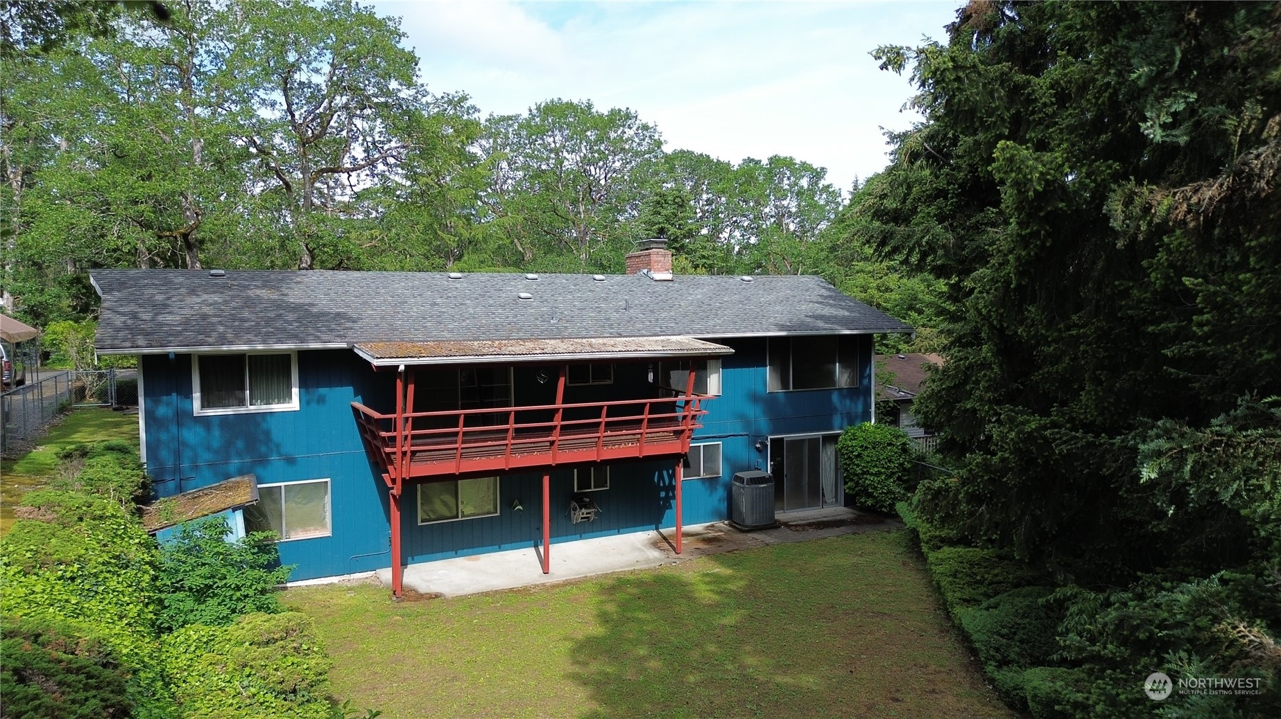 8413 Woodlawn Avenue Property Photo 24