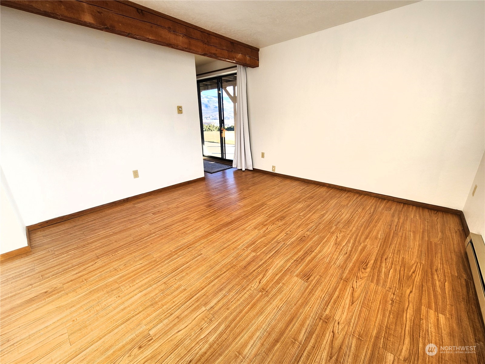 2023 Deerpath Drive Property Photo 13