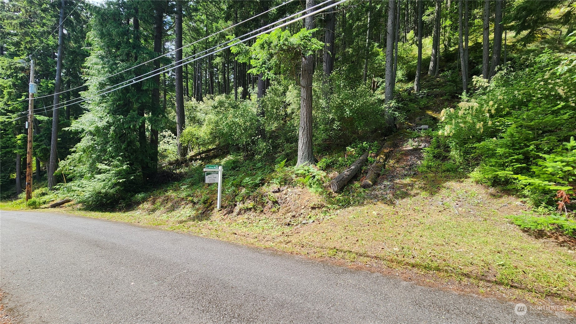 3075 Hales Passage Drive Lot 4 Property Photo 11