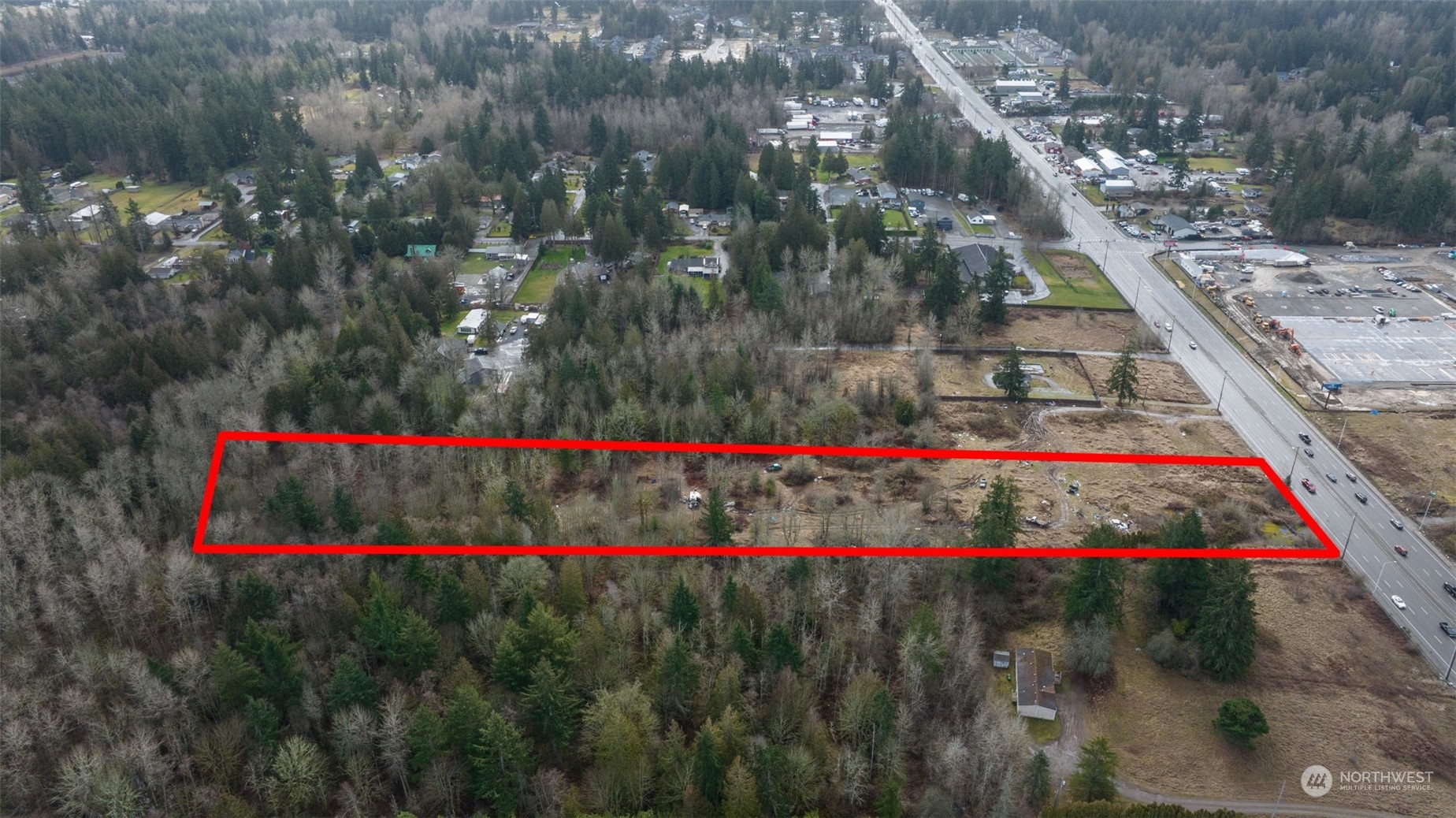 13305 Canyon Road Property Photo 8