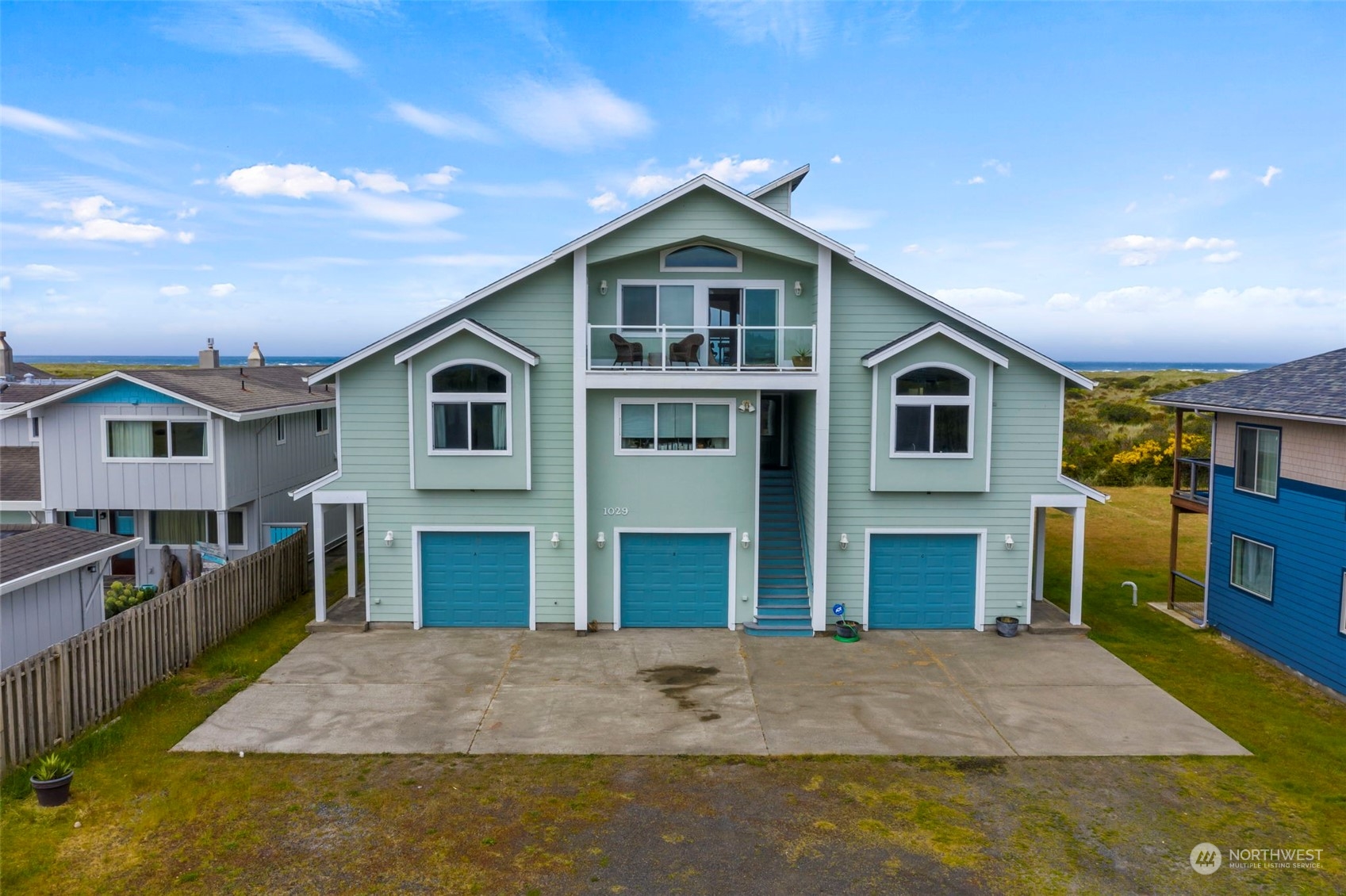 1029 S Sand Dune Avenue Property Photo 1