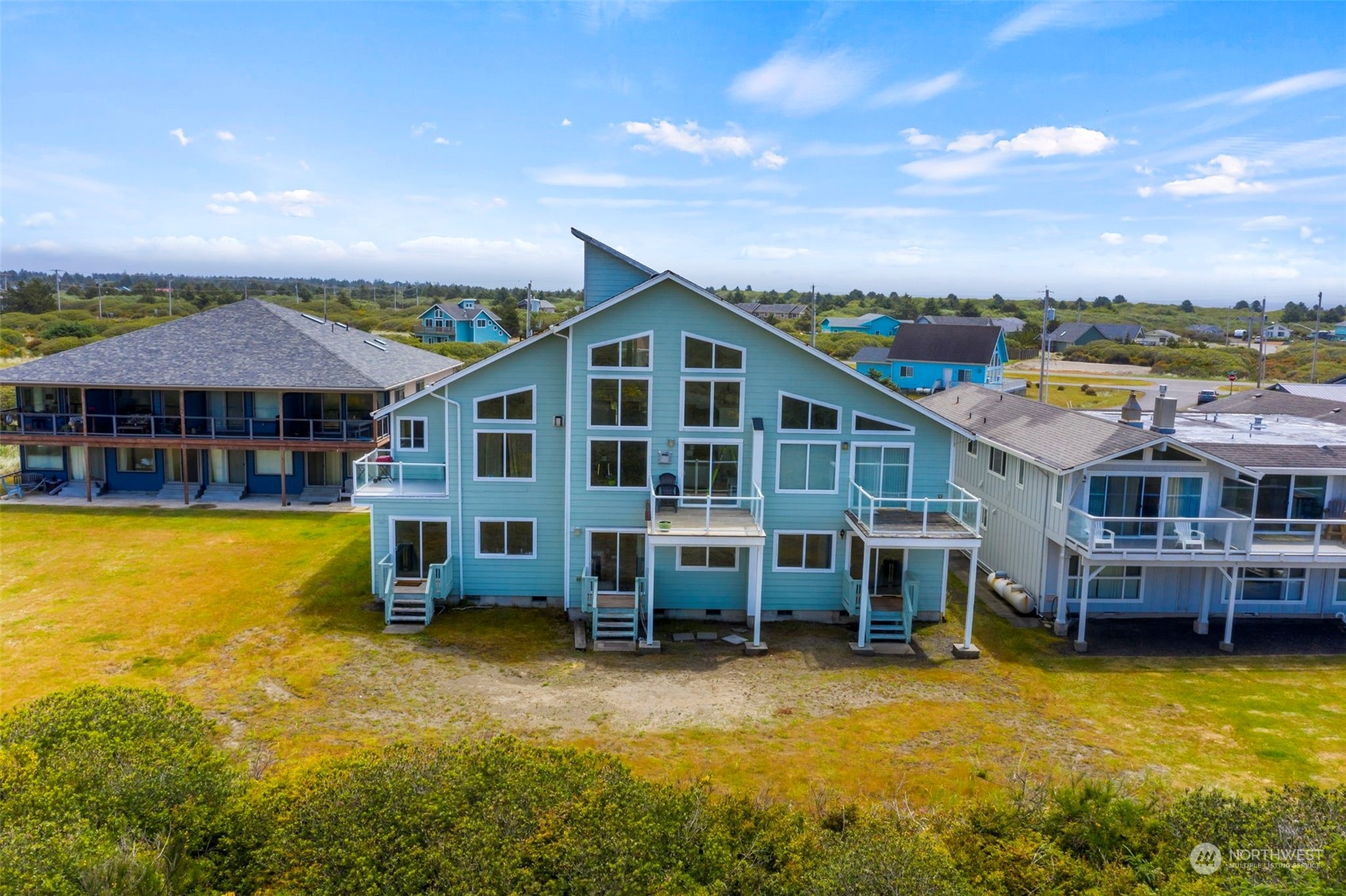 1029 S Sand Dune Avenue Property Photo 9