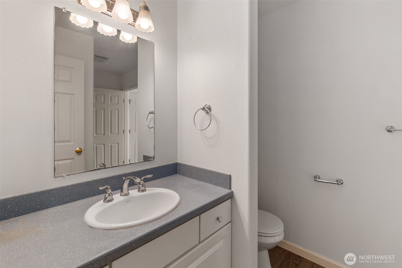 1029 S Sand Dune Avenue Property Photo 14