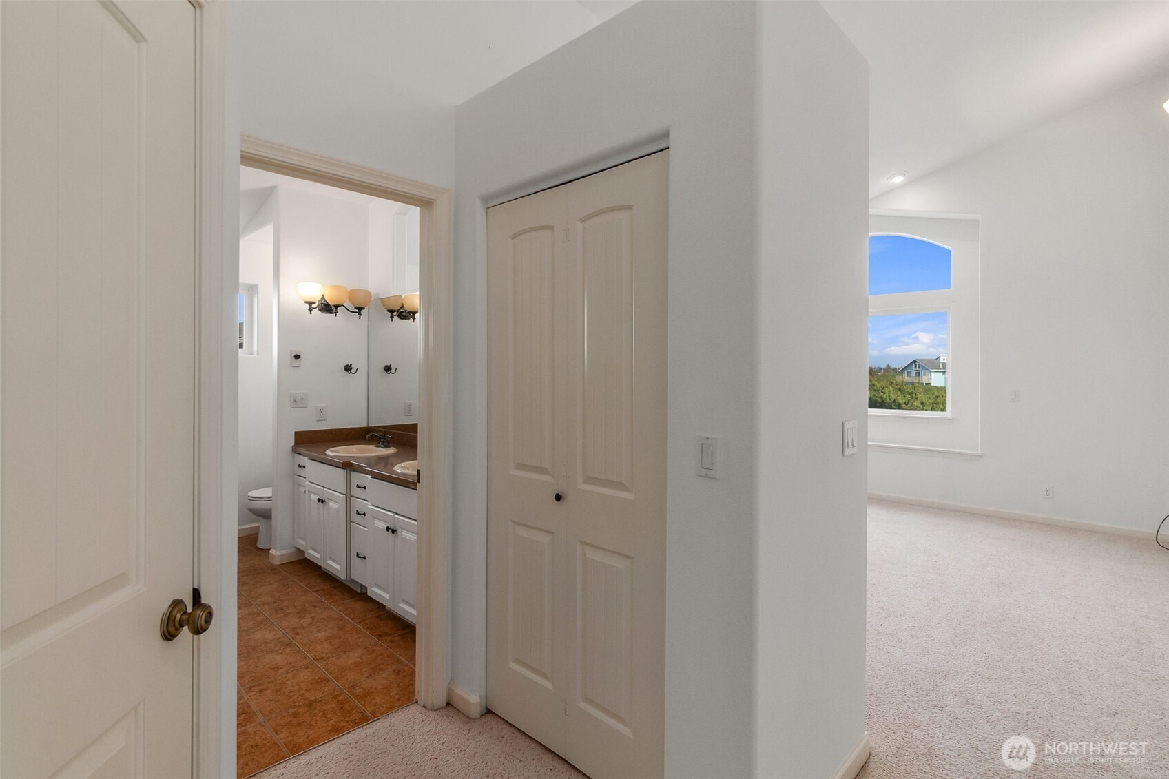 1029 S Sand Dune Avenue Property Photo 23
