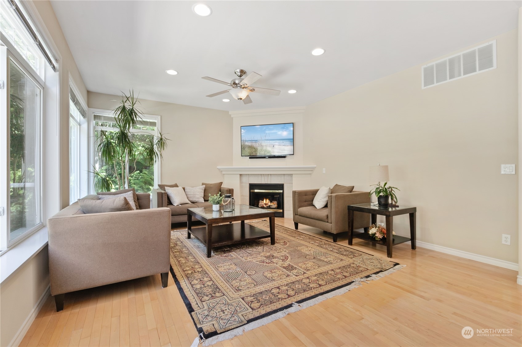 3377 Topaz Ct Property Photo 14