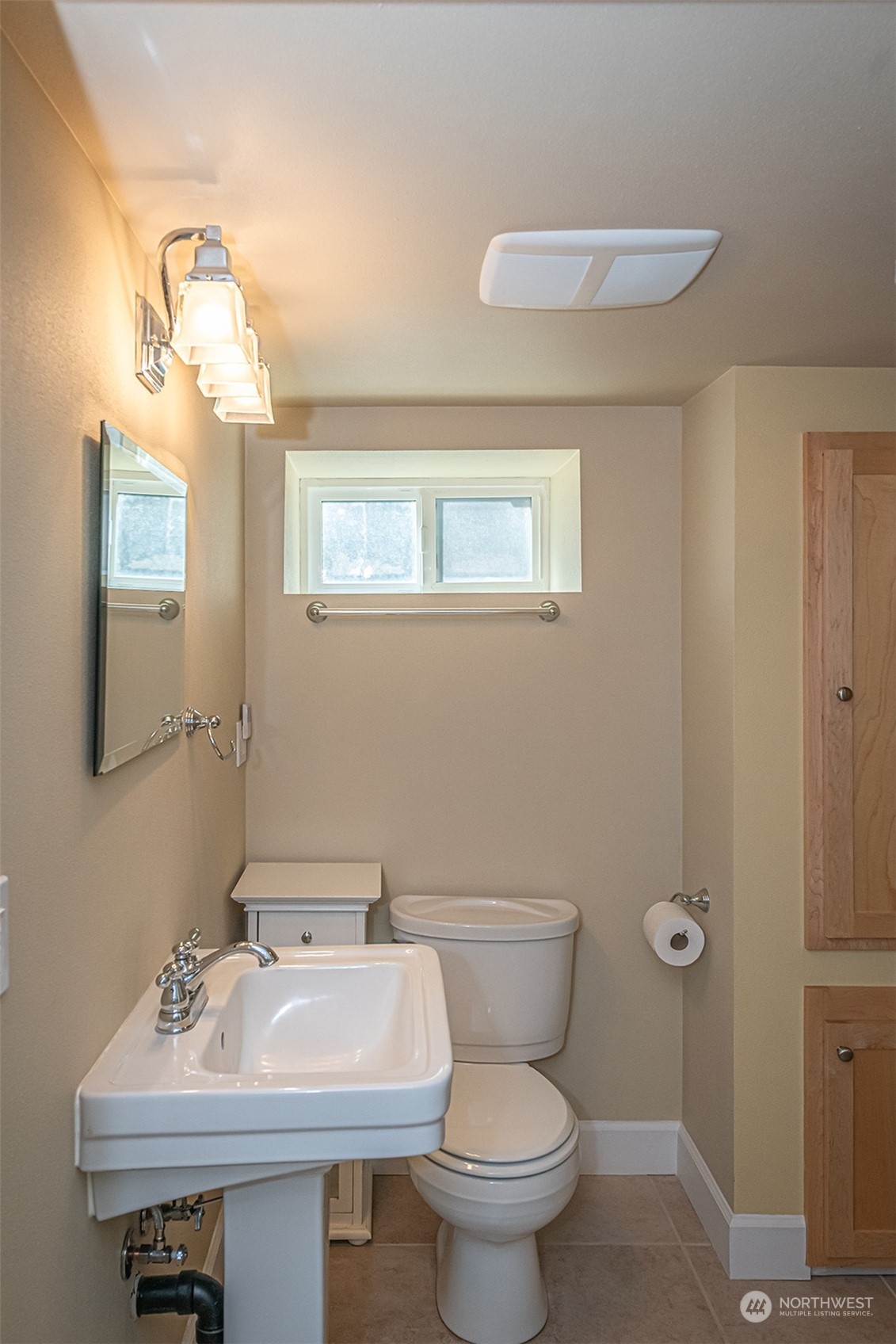 627 E Alder Street Property Photo 33