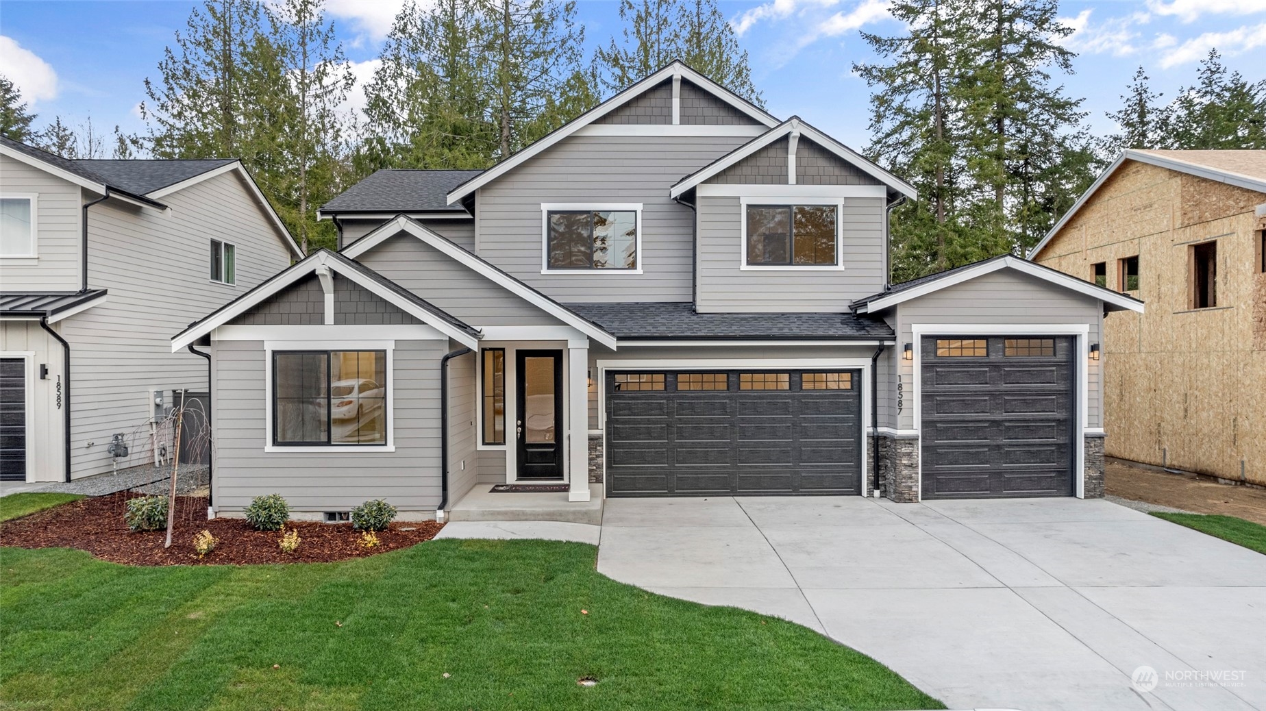 15217 106th Avenue Property Photo 1