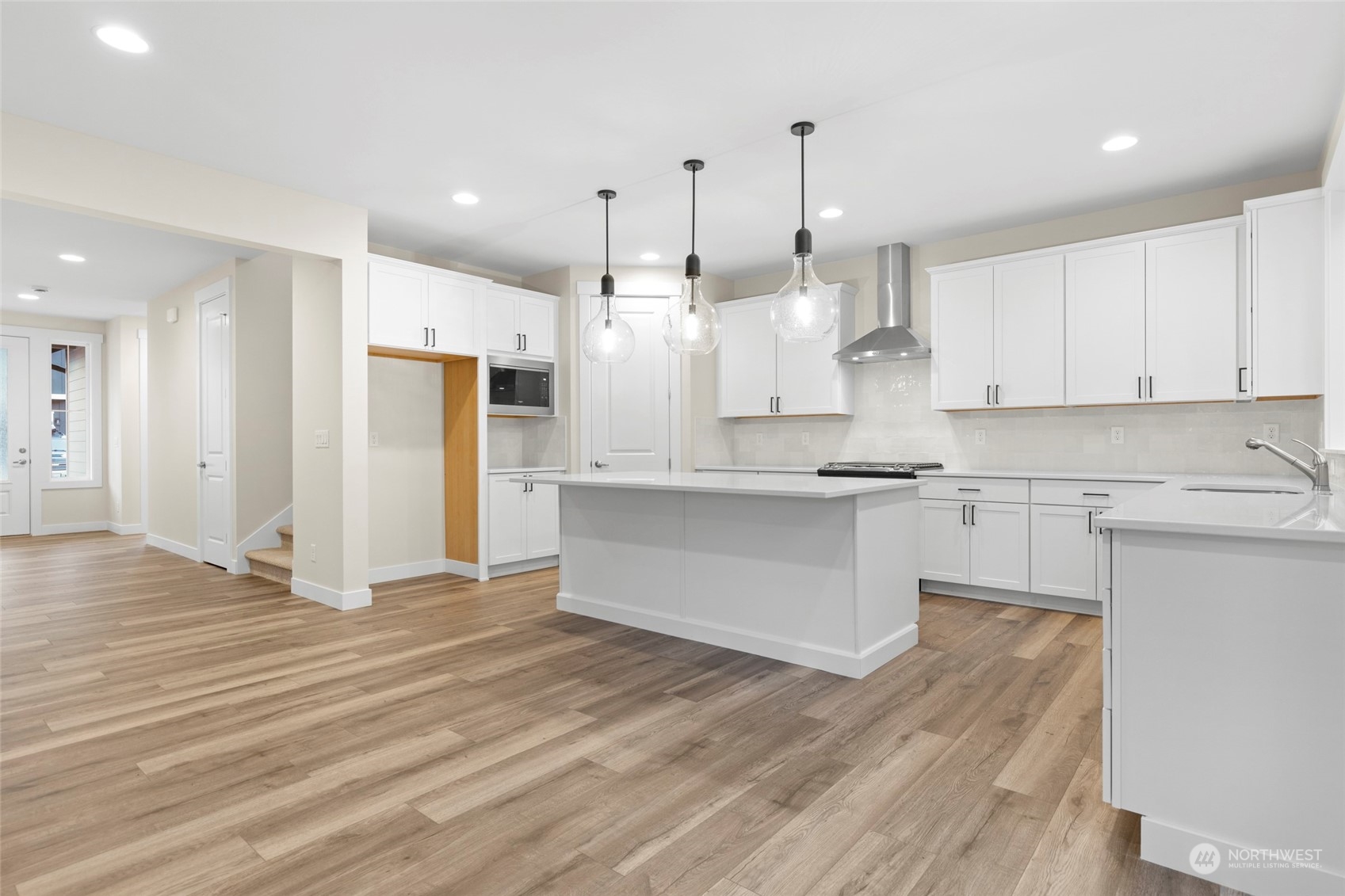 15217 106th Avenue Property Photo 4