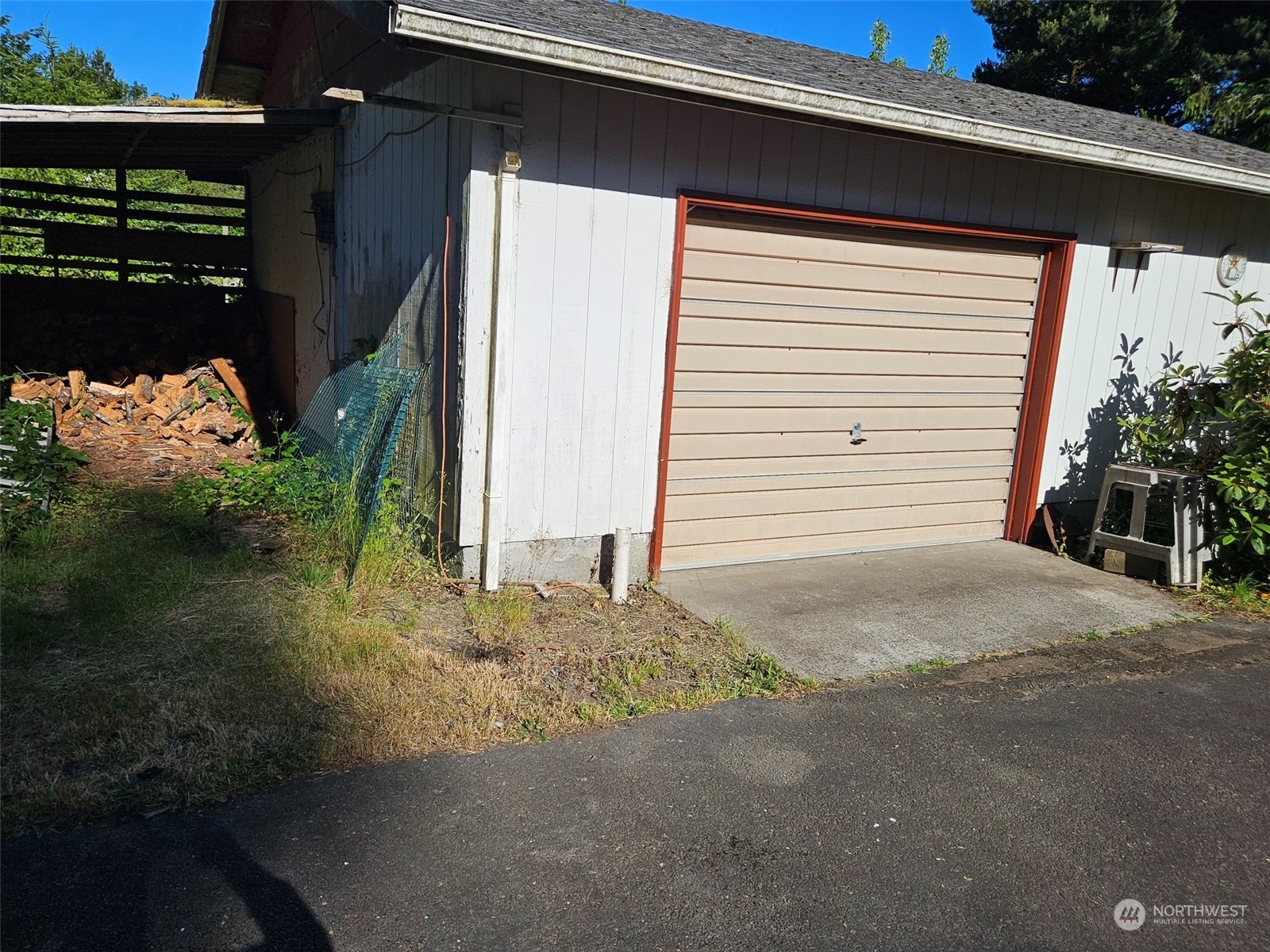2907 272nd Street Property Photo 6