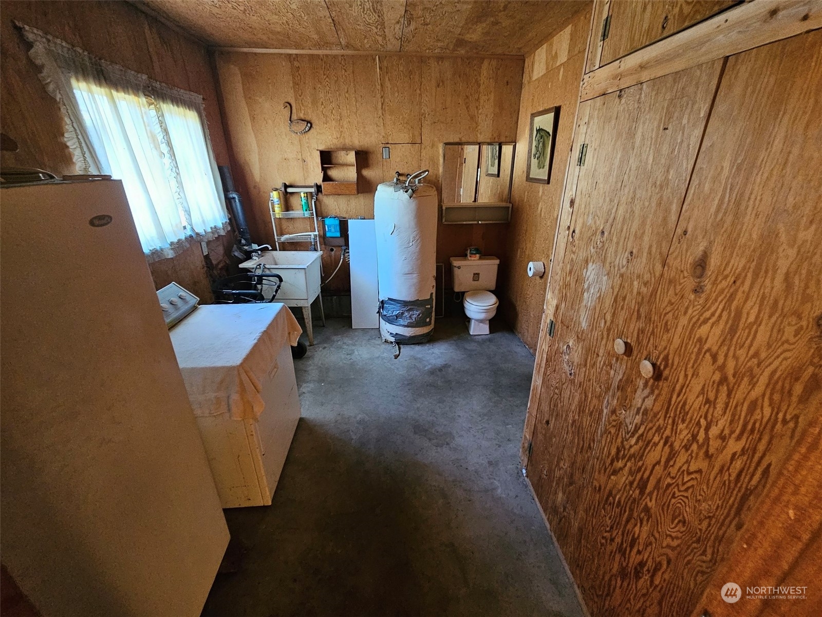 2907 272nd Street Property Photo 8