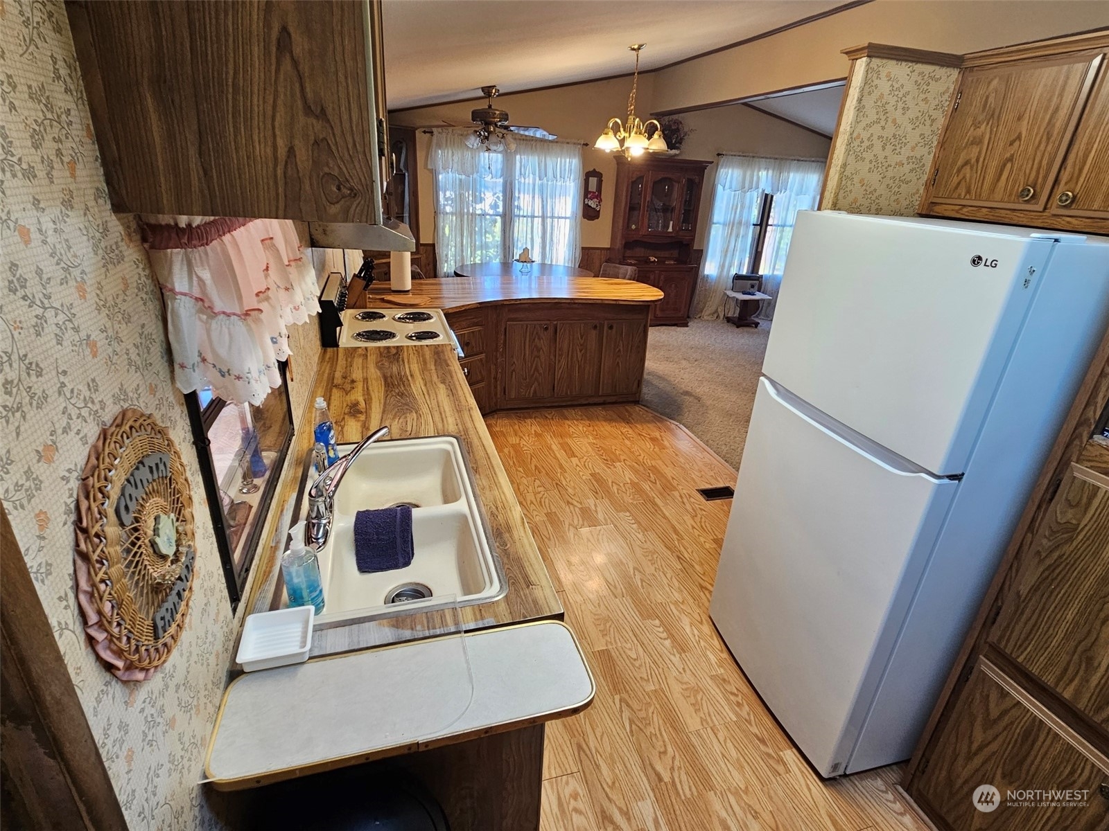 2907 272nd Street Property Photo 11