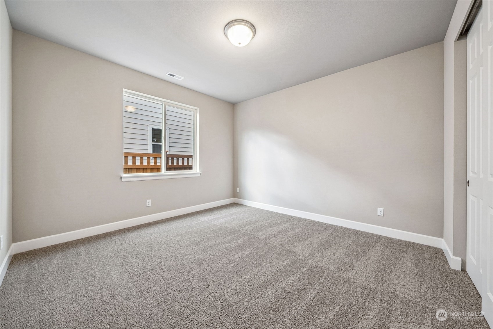 15327 205th Avenue 240 Property Photo 11