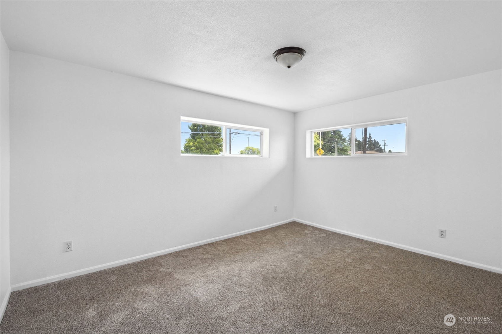 1905 7th Avenue Property Photo 23