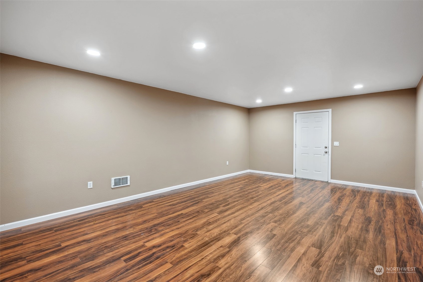 1905 7th Avenue Property Photo 29