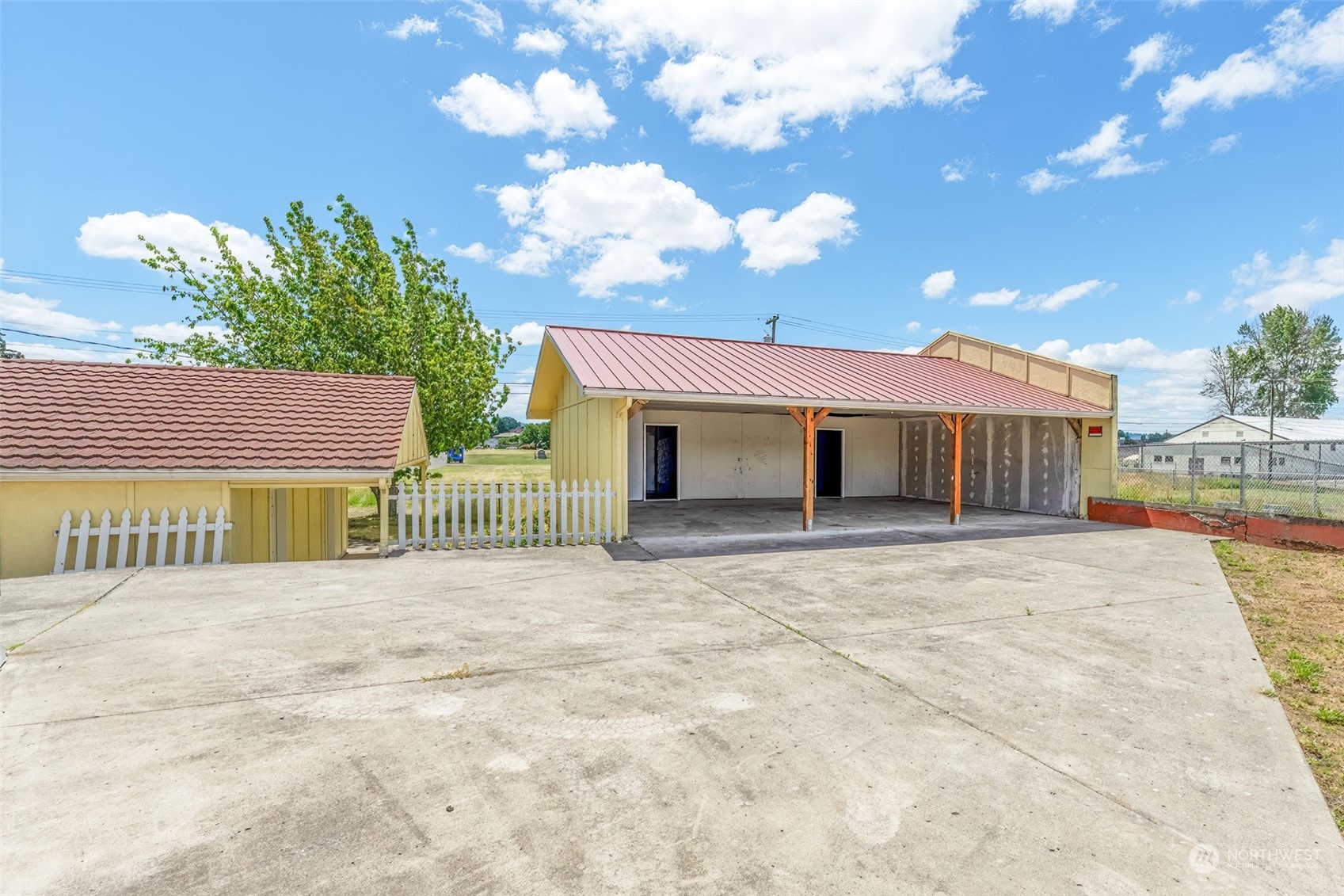 1905 7th Avenue Property Photo 33