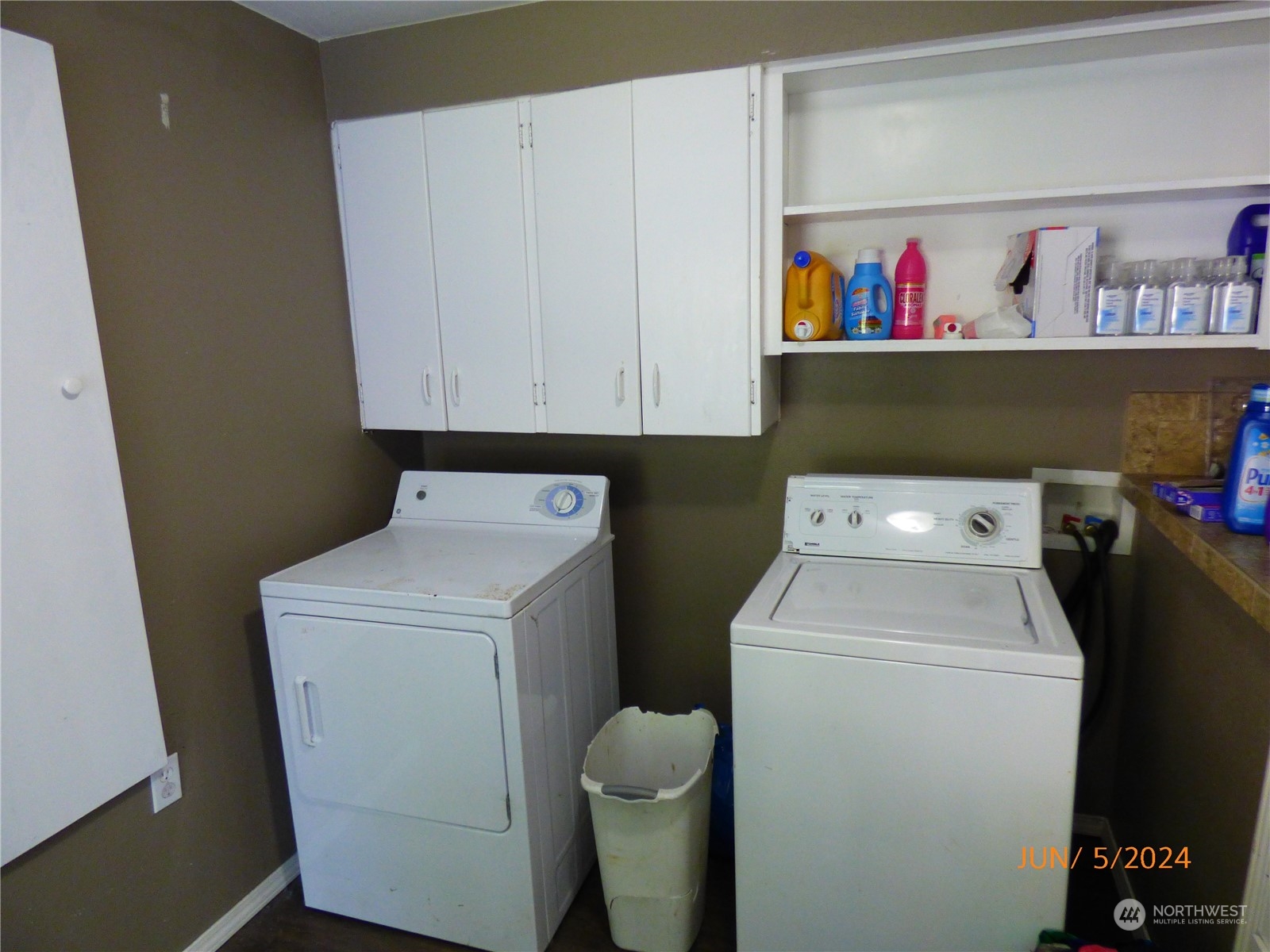 708 Willow Street Property Photo 16
