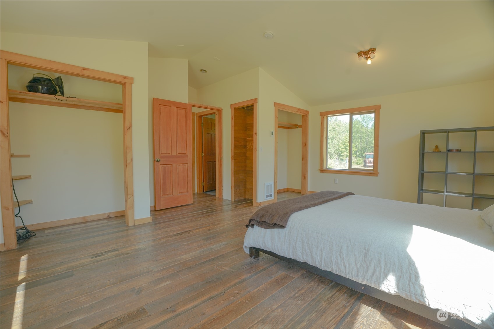 2660 Wildwood Drive Property Photo 5