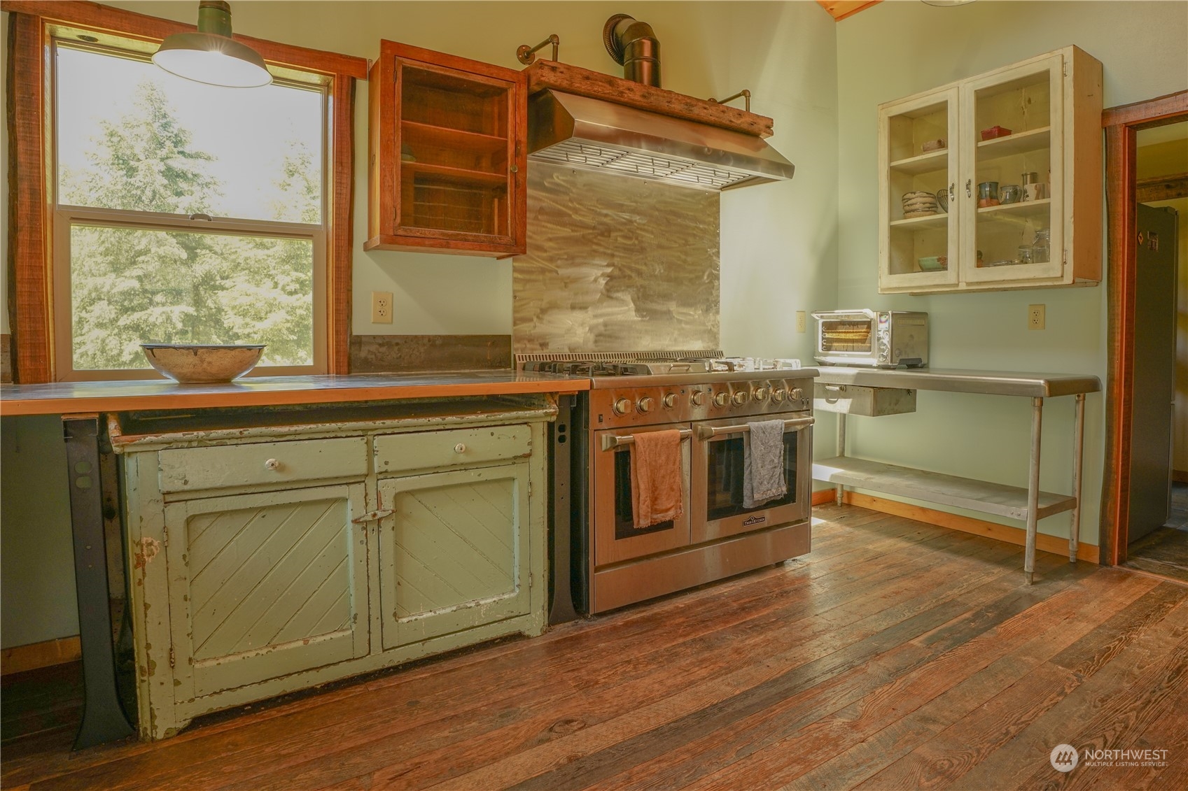 2660 Wildwood Drive Property Photo 6