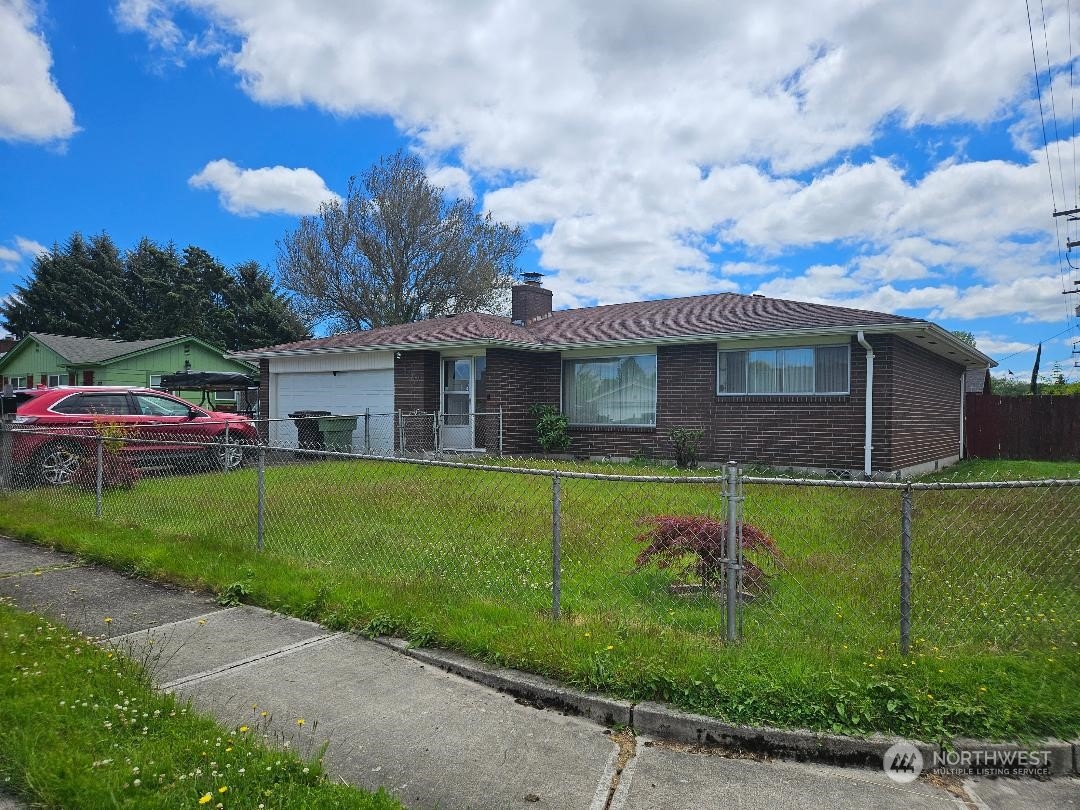 3257 Willam Avenue Property Photo