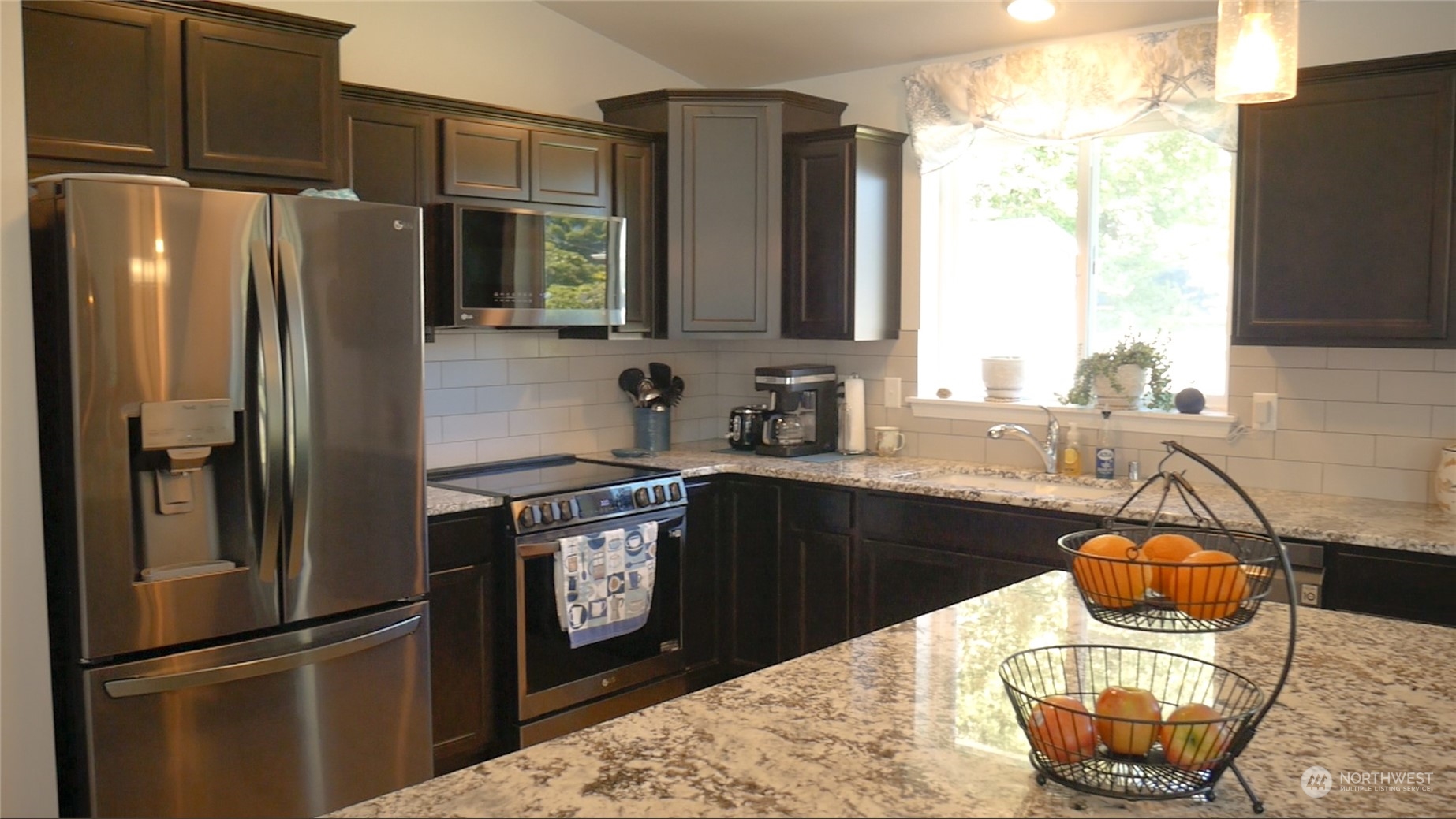 500 Pacific Avenue Property Photo 5