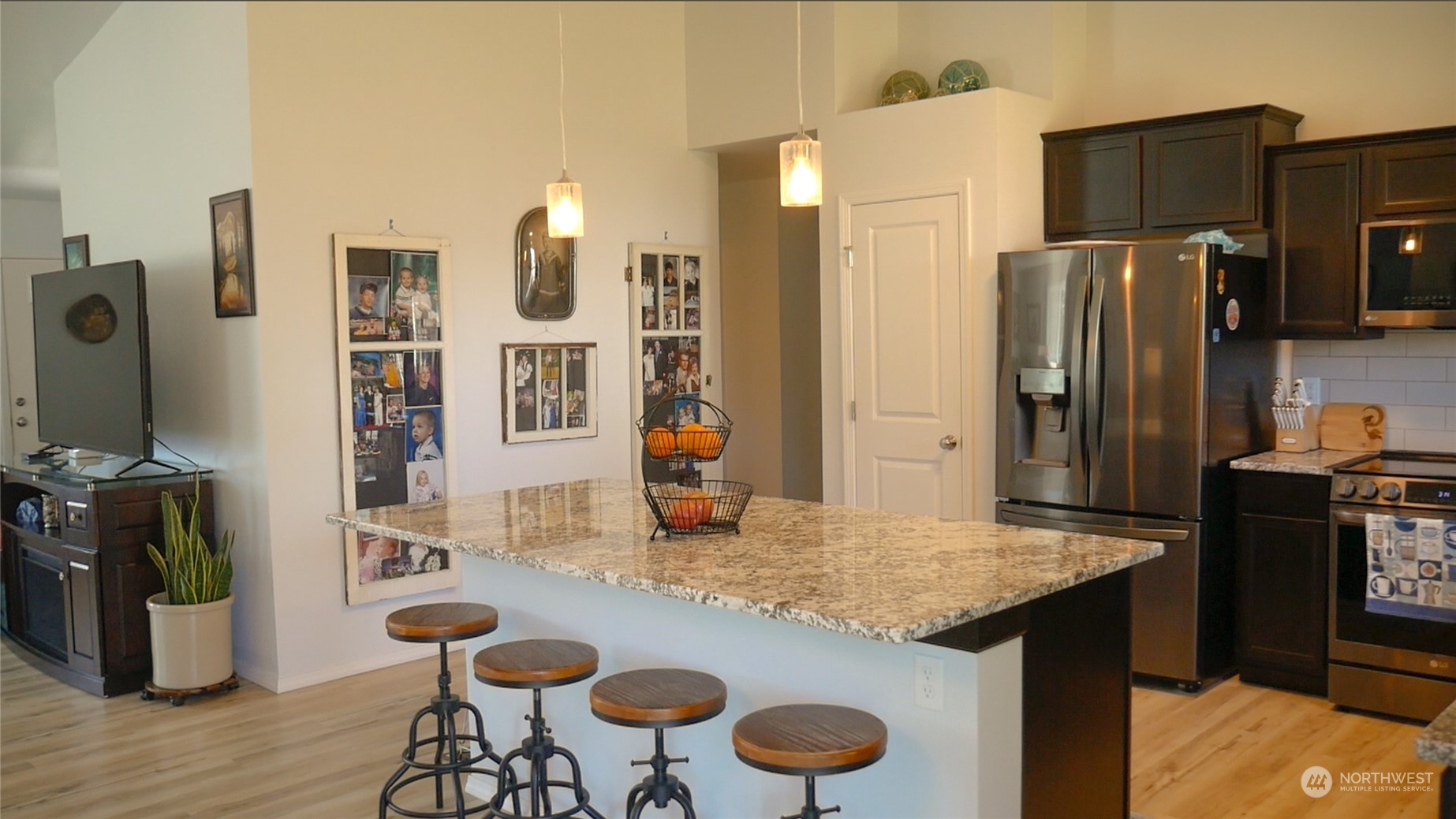 500 Pacific Avenue Property Photo 6