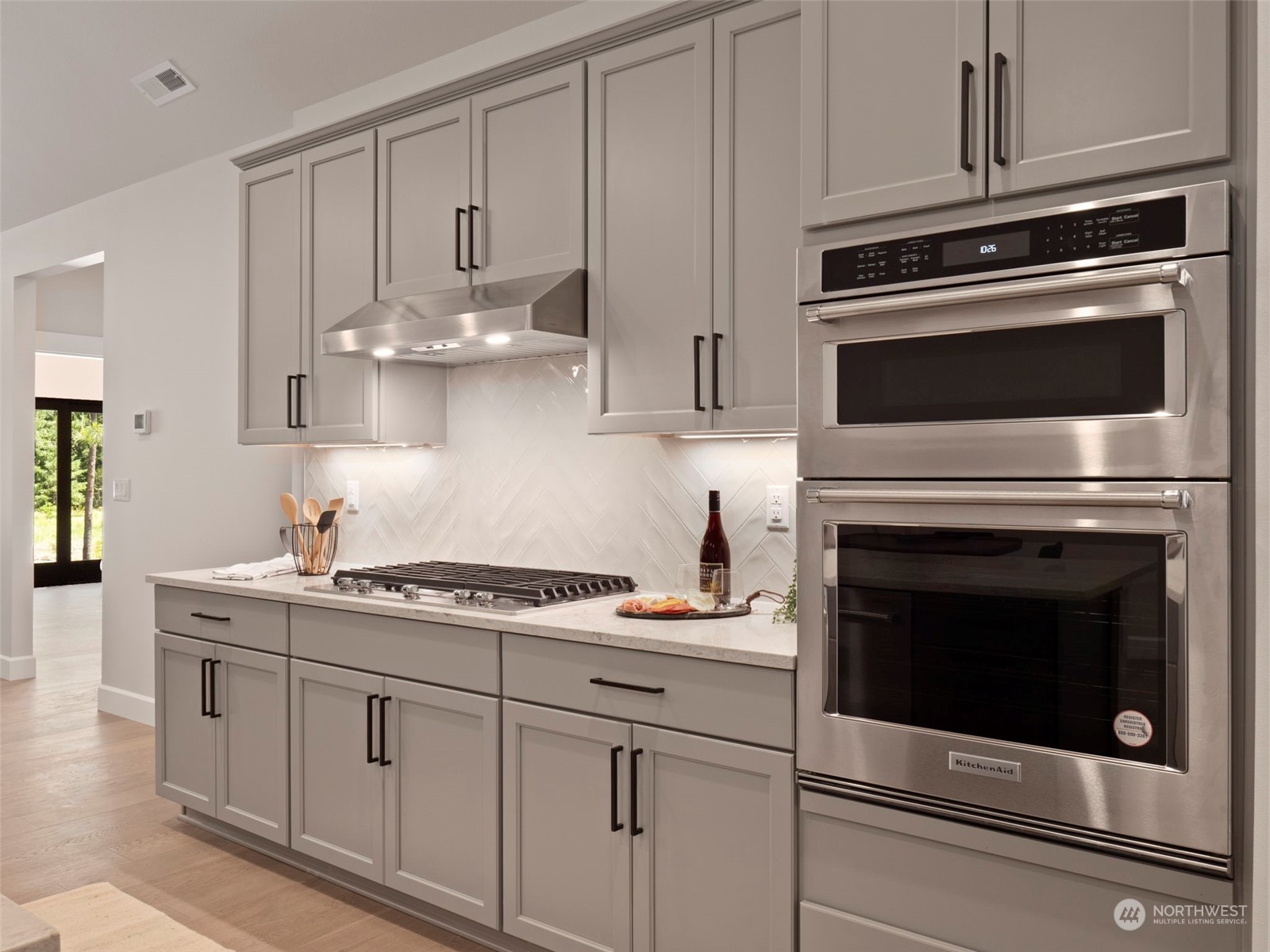 1110 Domerie Park Loop Property Photo 15