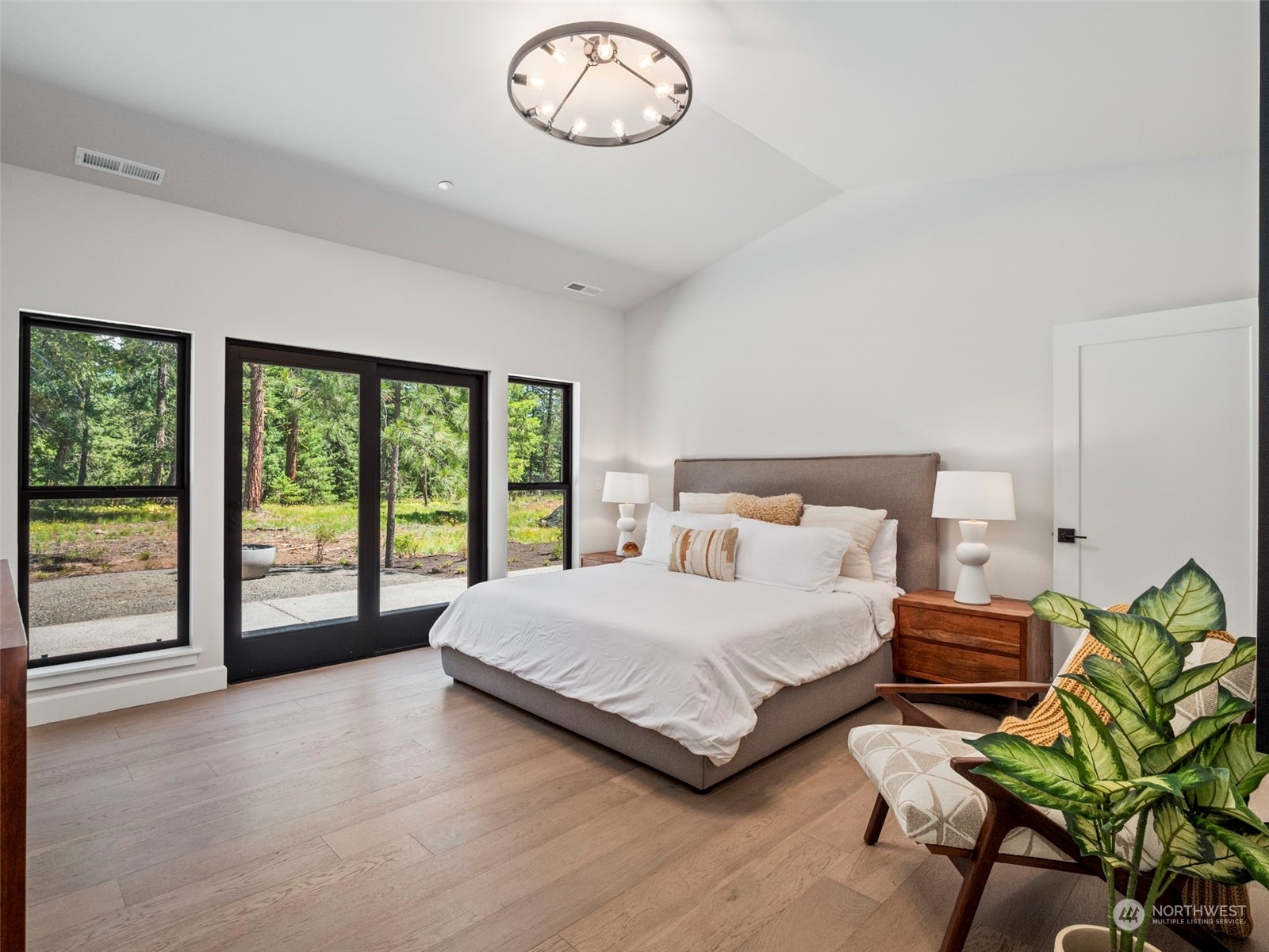 1110 Domerie Park Loop Property Photo 23