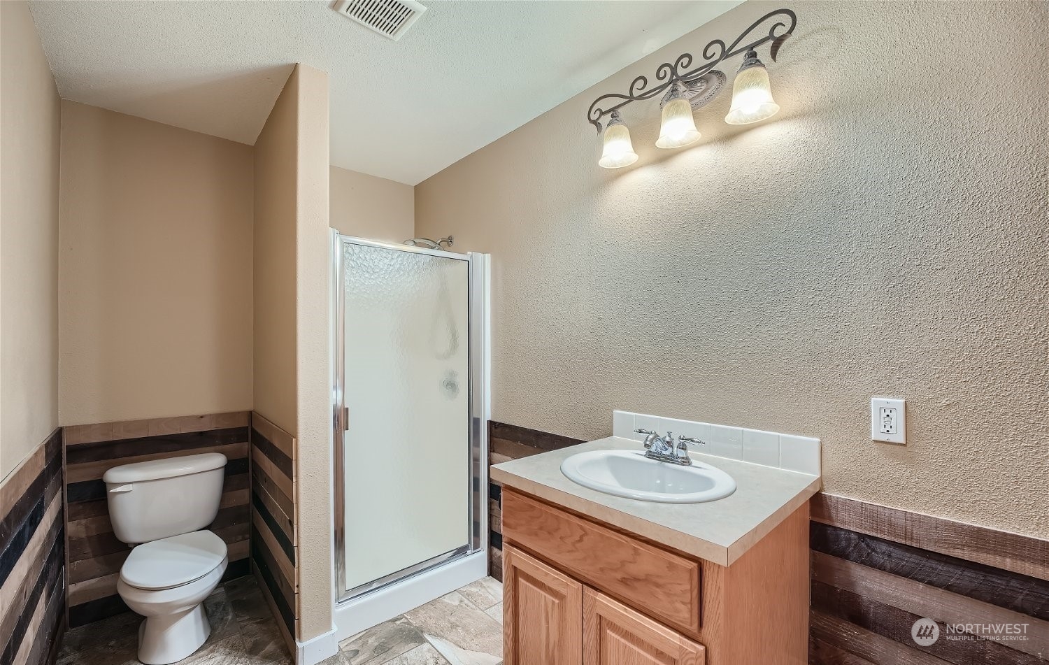 5605 216th Avenue Property Photo 16