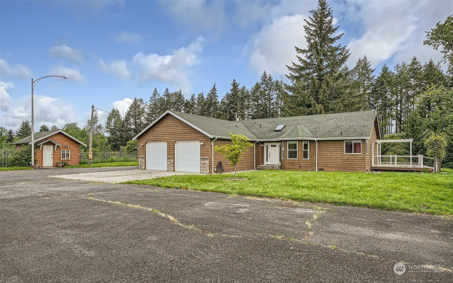 5605 216th Avenue Property Photo 32