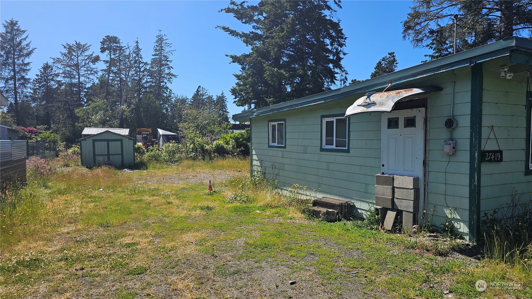 27409 W Street Property Photo 3